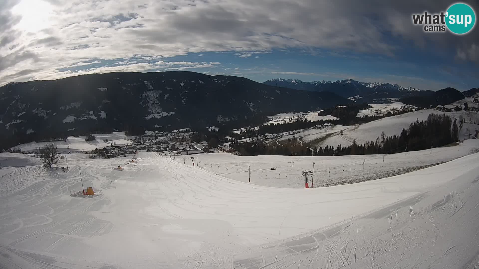 Spletna kamera Terenten (1210m) – Pogled v živo na dolino Pusteria