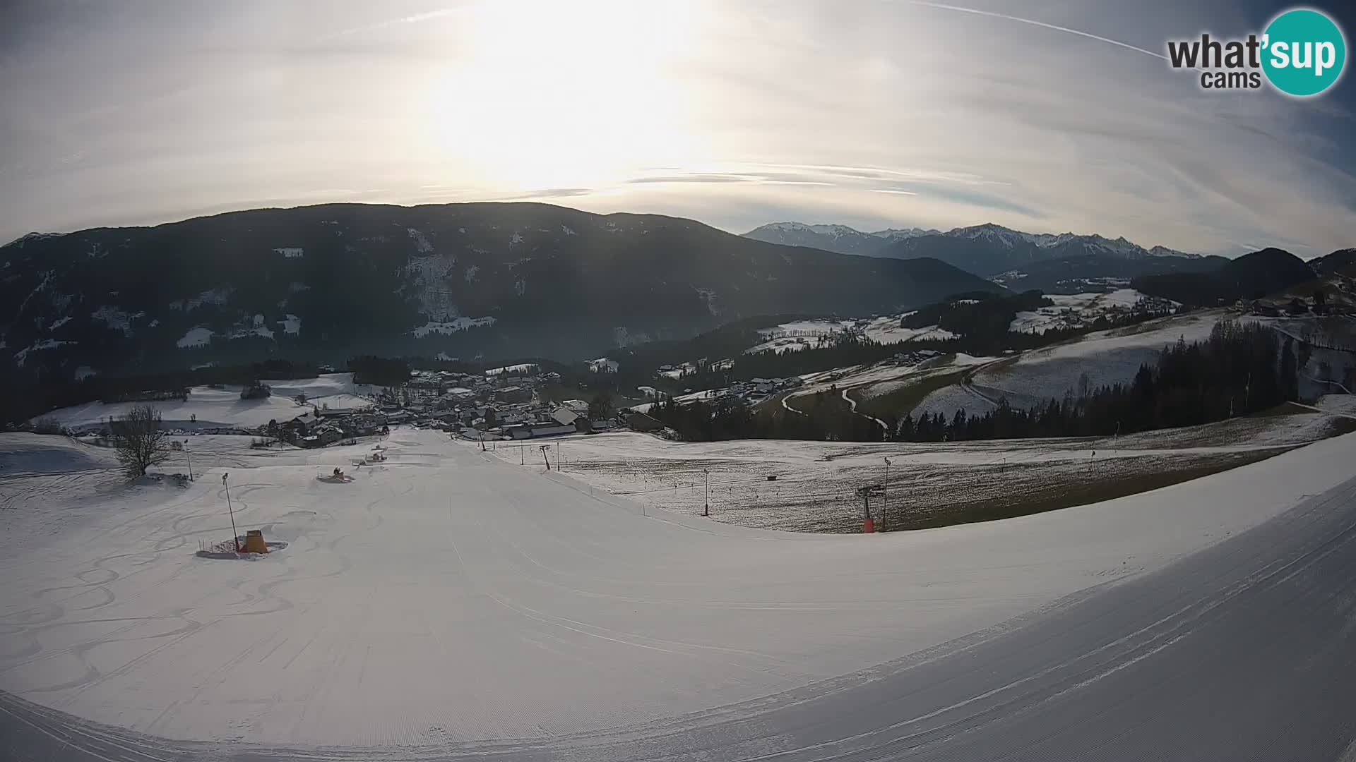 Spletna kamera Terenten (1210m) – Pogled v živo na dolino Pusteria