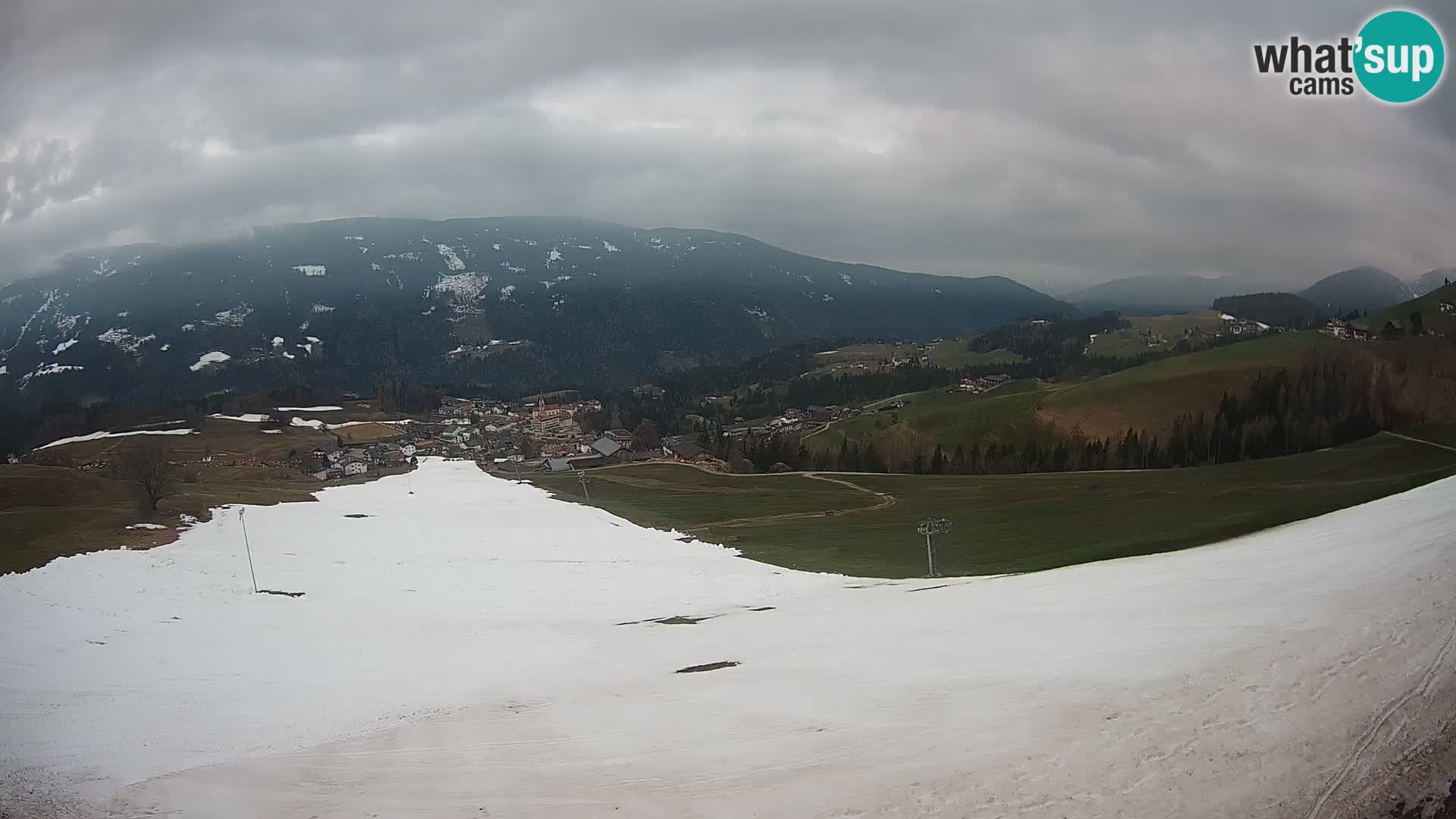 Spletna kamera Terenten (1210m) – Pogled v živo na dolino Pusteria