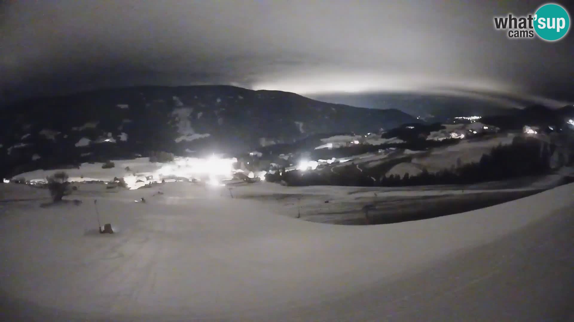 Spletna kamera Terenten (1210m) – Pogled v živo na dolino Pusteria