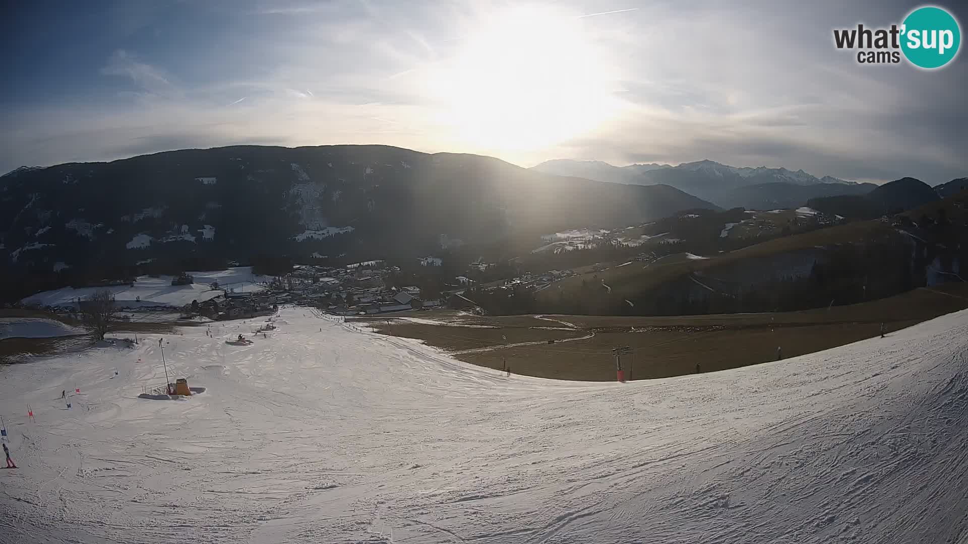Spletna kamera Terenten (1210m) – Pogled v živo na dolino Pusteria