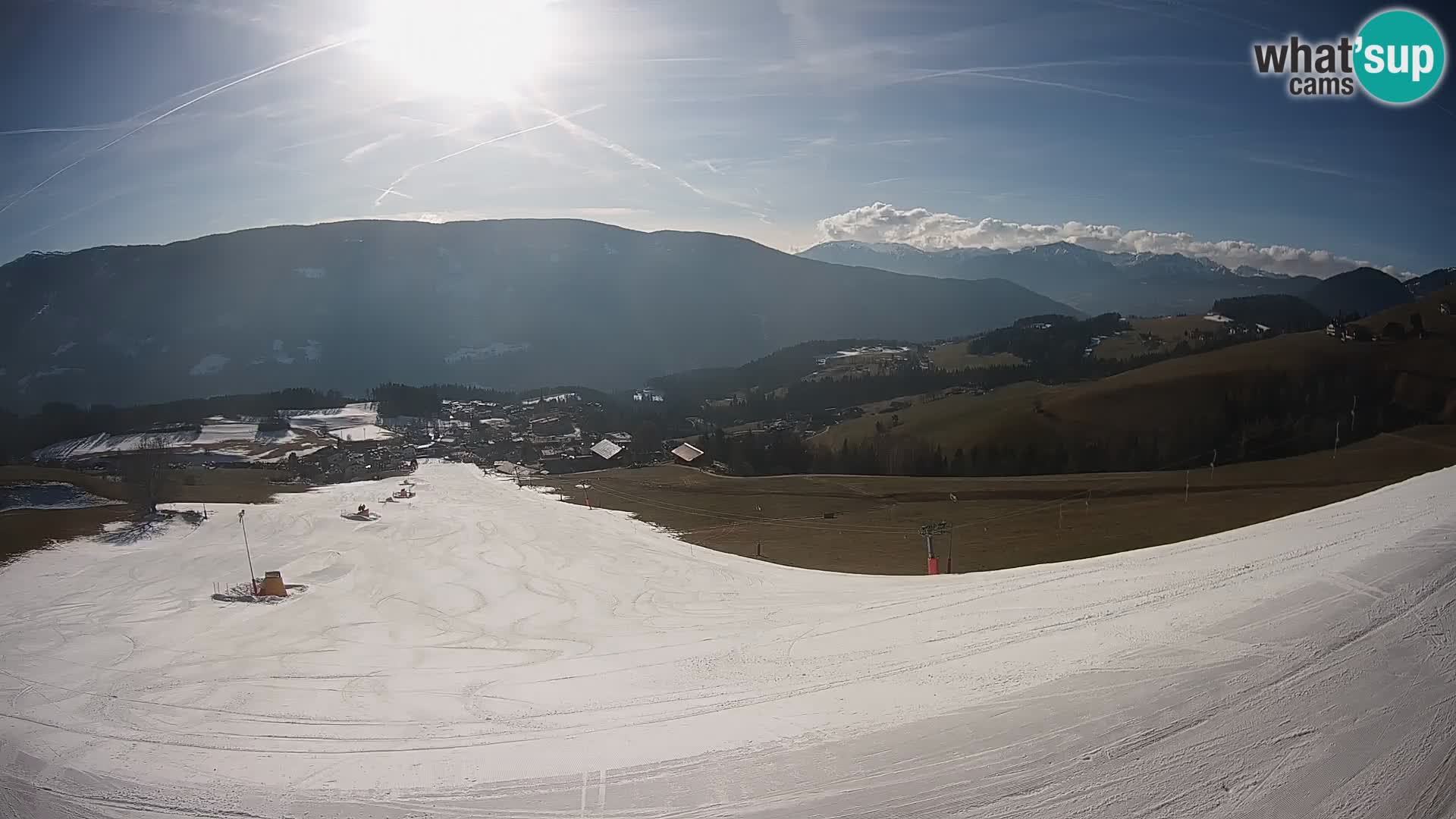 Spletna kamera Terenten (1210m) – Pogled v živo na dolino Pusteria