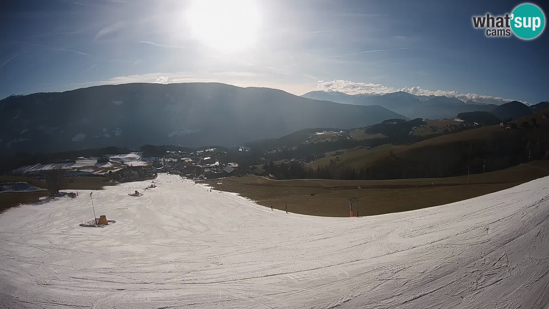 Spletna kamera Terenten (1210m) – Pogled v živo na dolino Pusteria