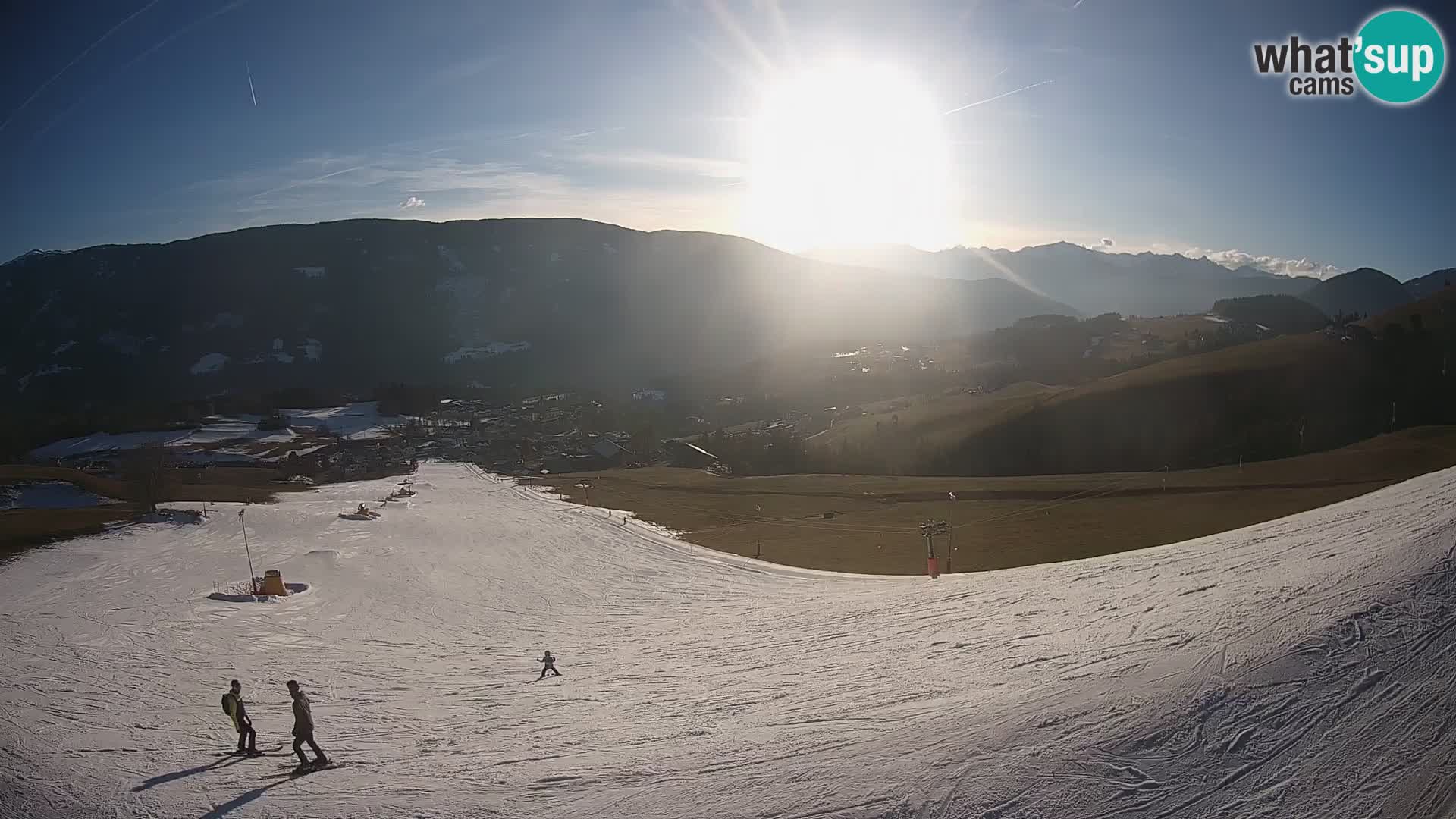Spletna kamera Terenten (1210m) – Pogled v živo na dolino Pusteria