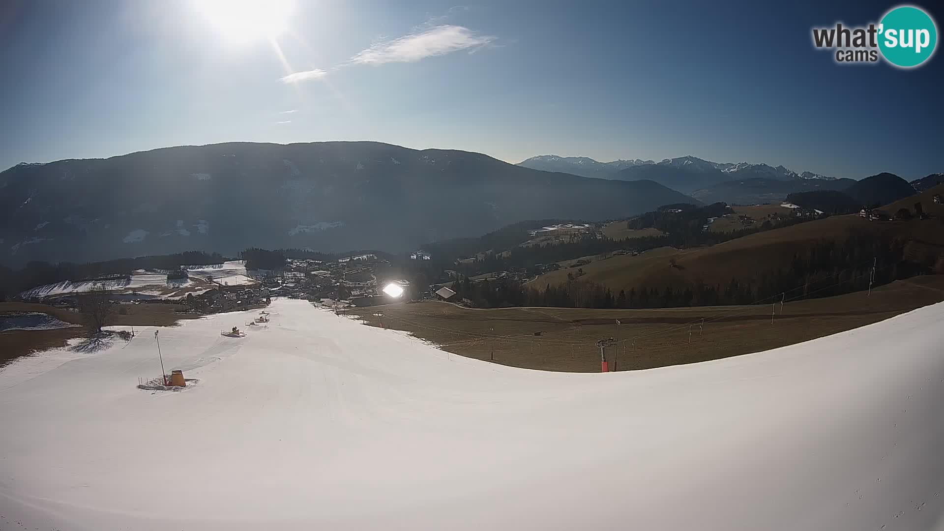 Spletna kamera Terenten (1210m) – Pogled v živo na dolino Pusteria