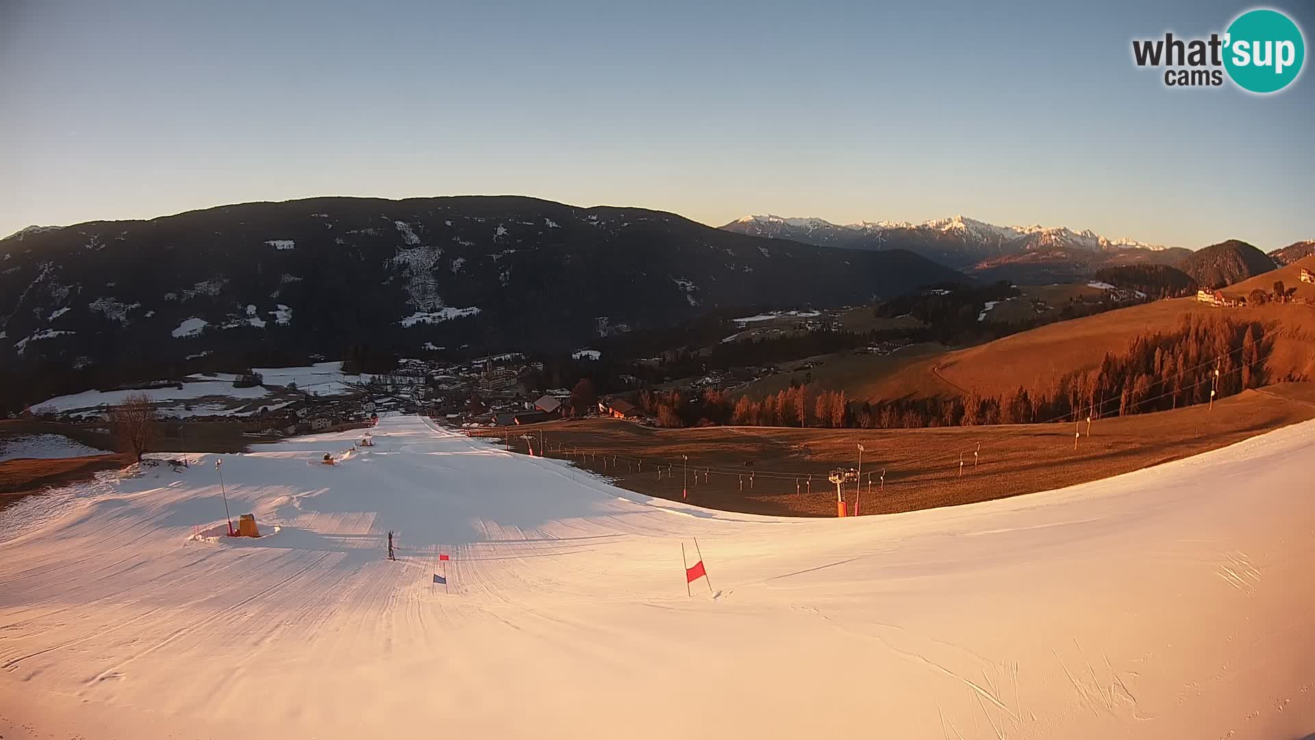 Spletna kamera Terenten (1210m) – Pogled v živo na dolino Pusteria