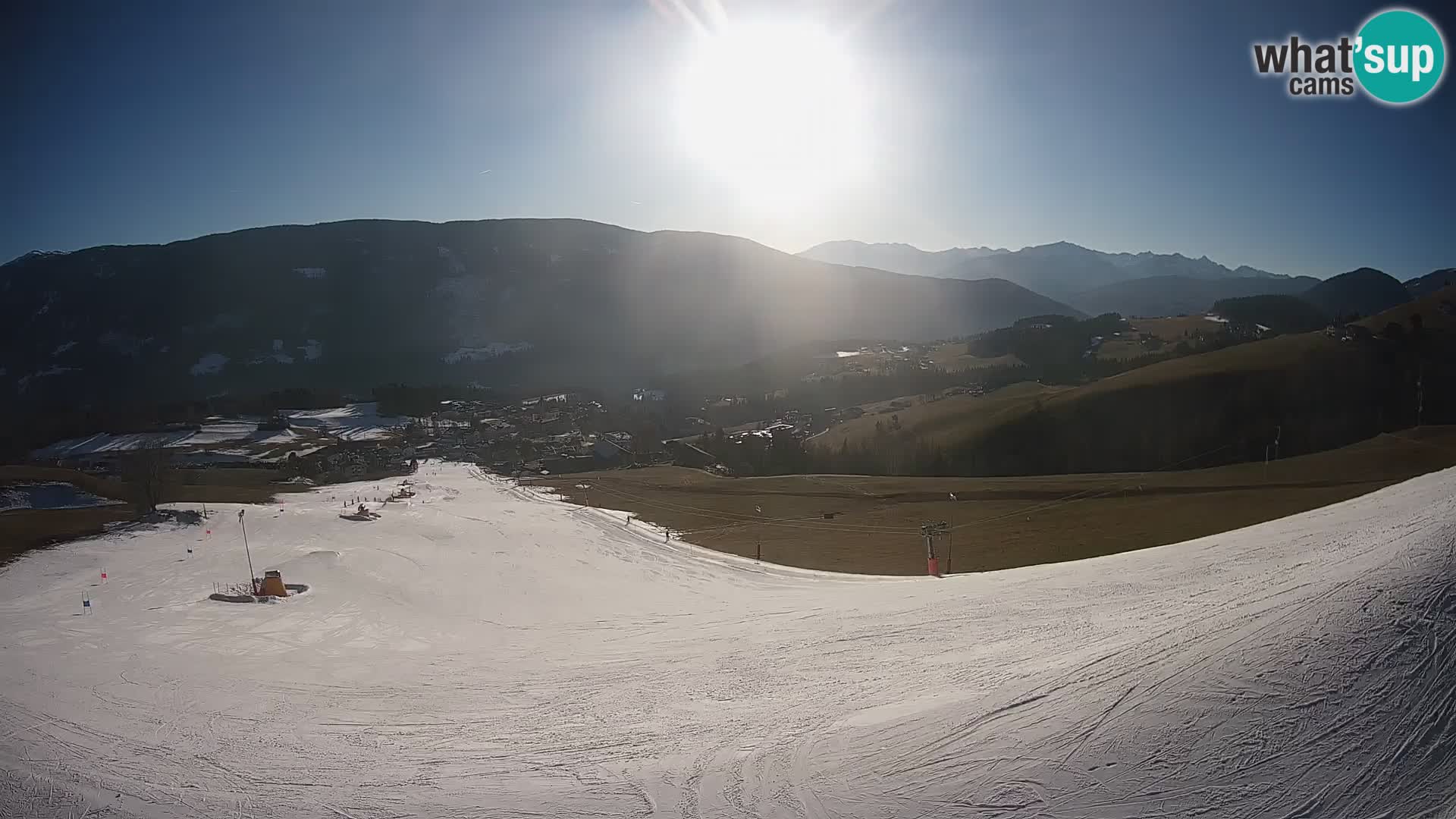 Spletna kamera Terenten (1210m) – Pogled v živo na dolino Pusteria