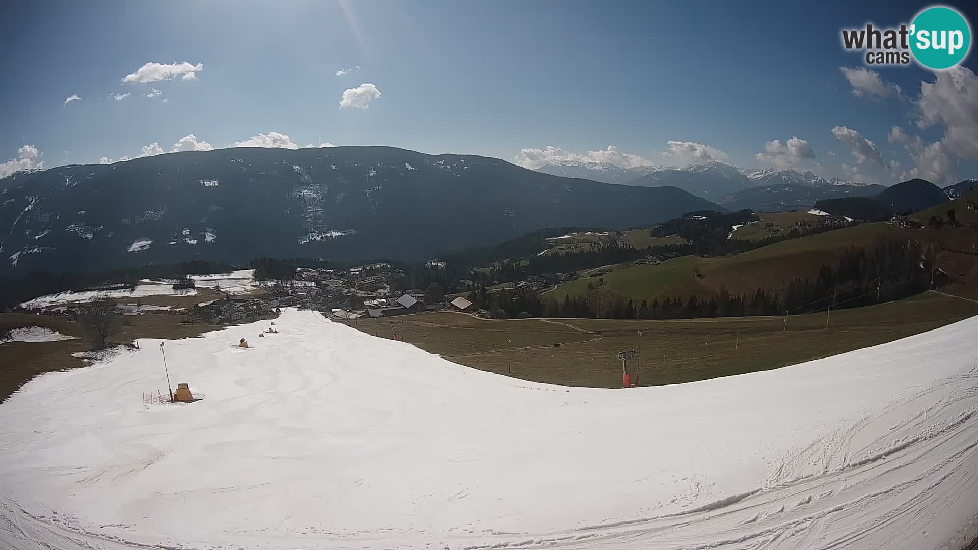 Spletna kamera Terenten (1210m) – Pogled v živo na dolino Pusteria