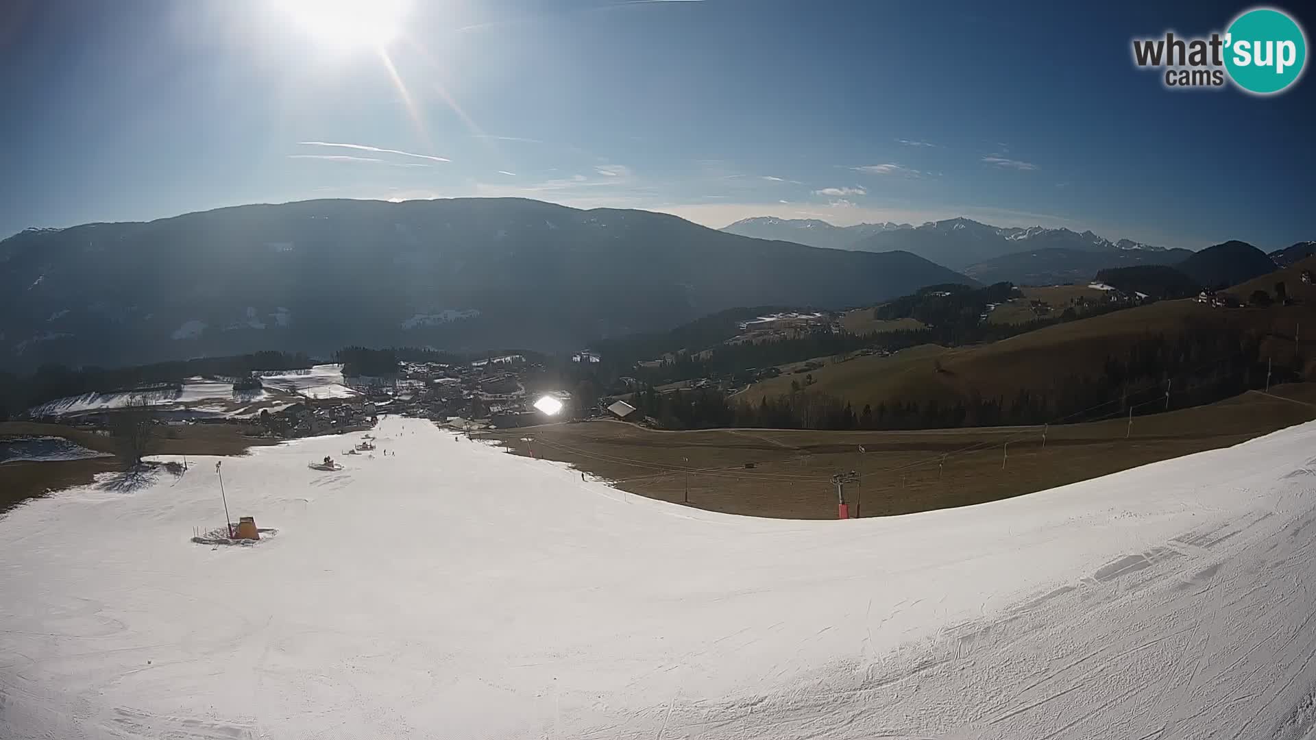 Spletna kamera Terenten (1210m) – Pogled v živo na dolino Pusteria