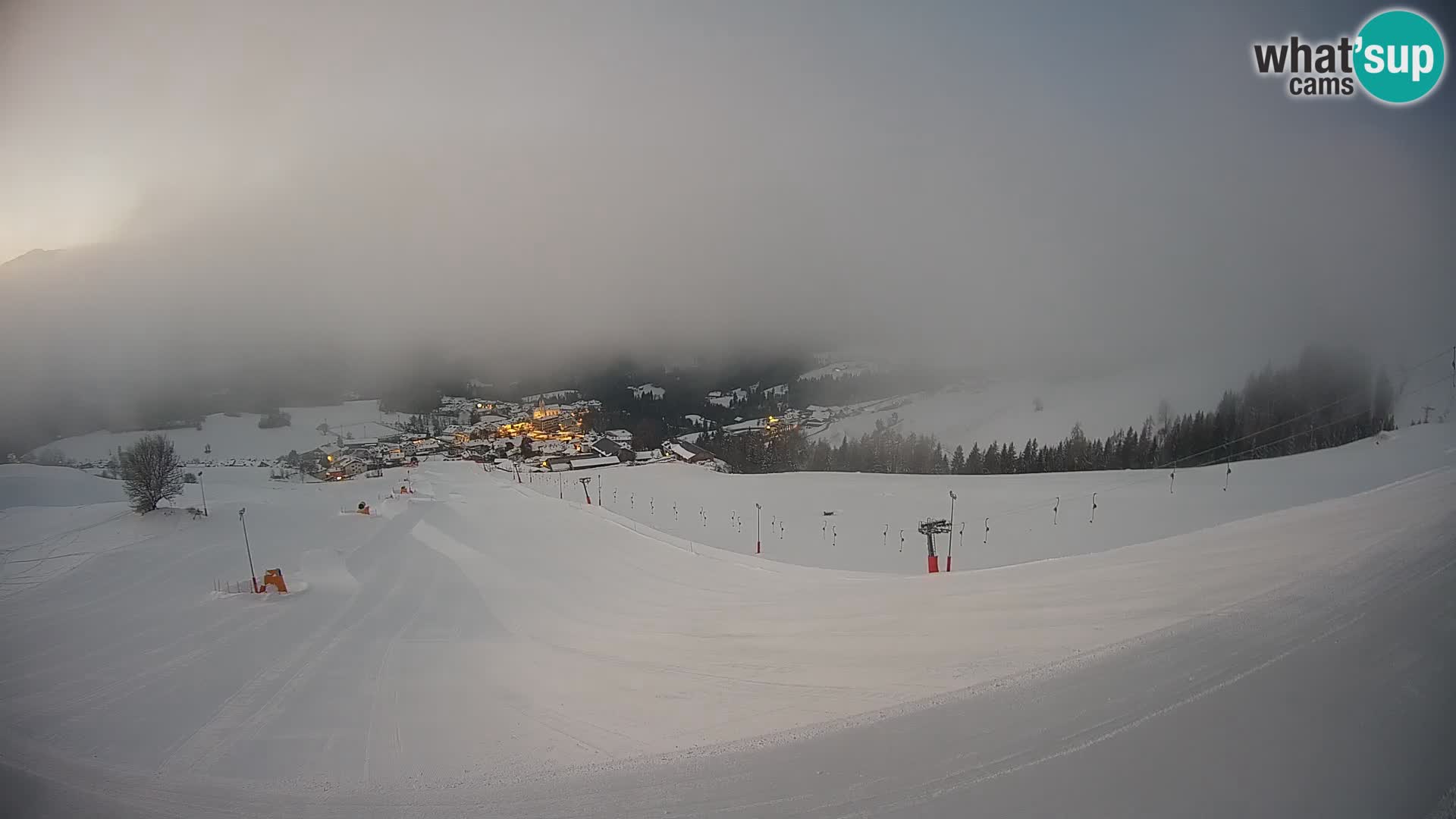 Spletna kamera Terenten (1210m) – Pogled v živo na dolino Pusteria