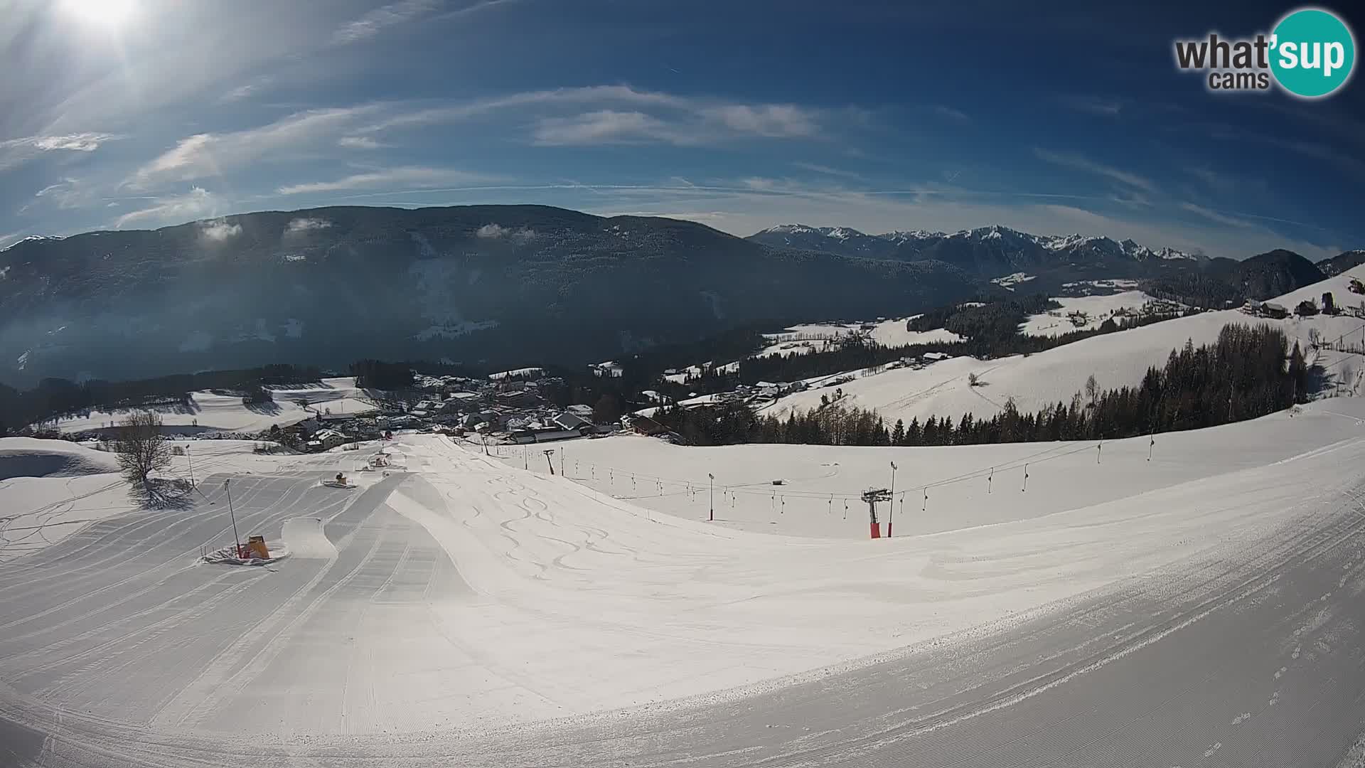 Spletna kamera Terenten (1210m) – Pogled v živo na dolino Pusteria