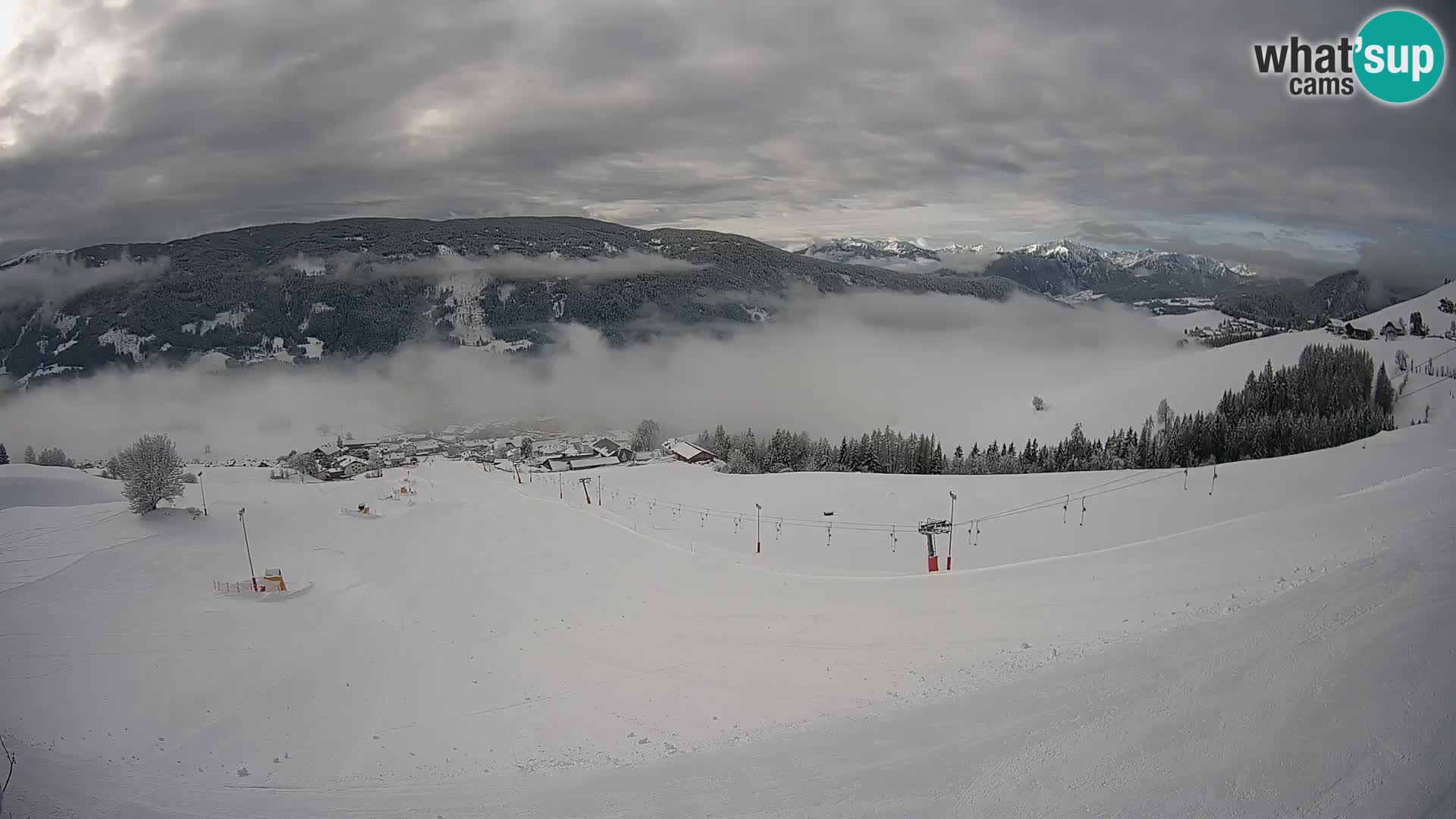 Spletna kamera Terenten (1210m) – Pogled v živo na dolino Pusteria