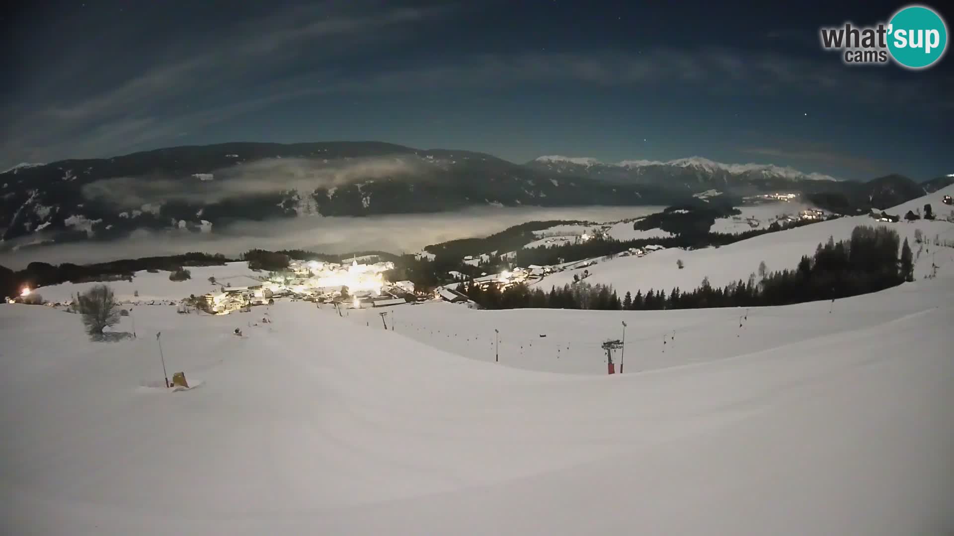 Spletna kamera Terenten (1210m) – Pogled v živo na dolino Pusteria