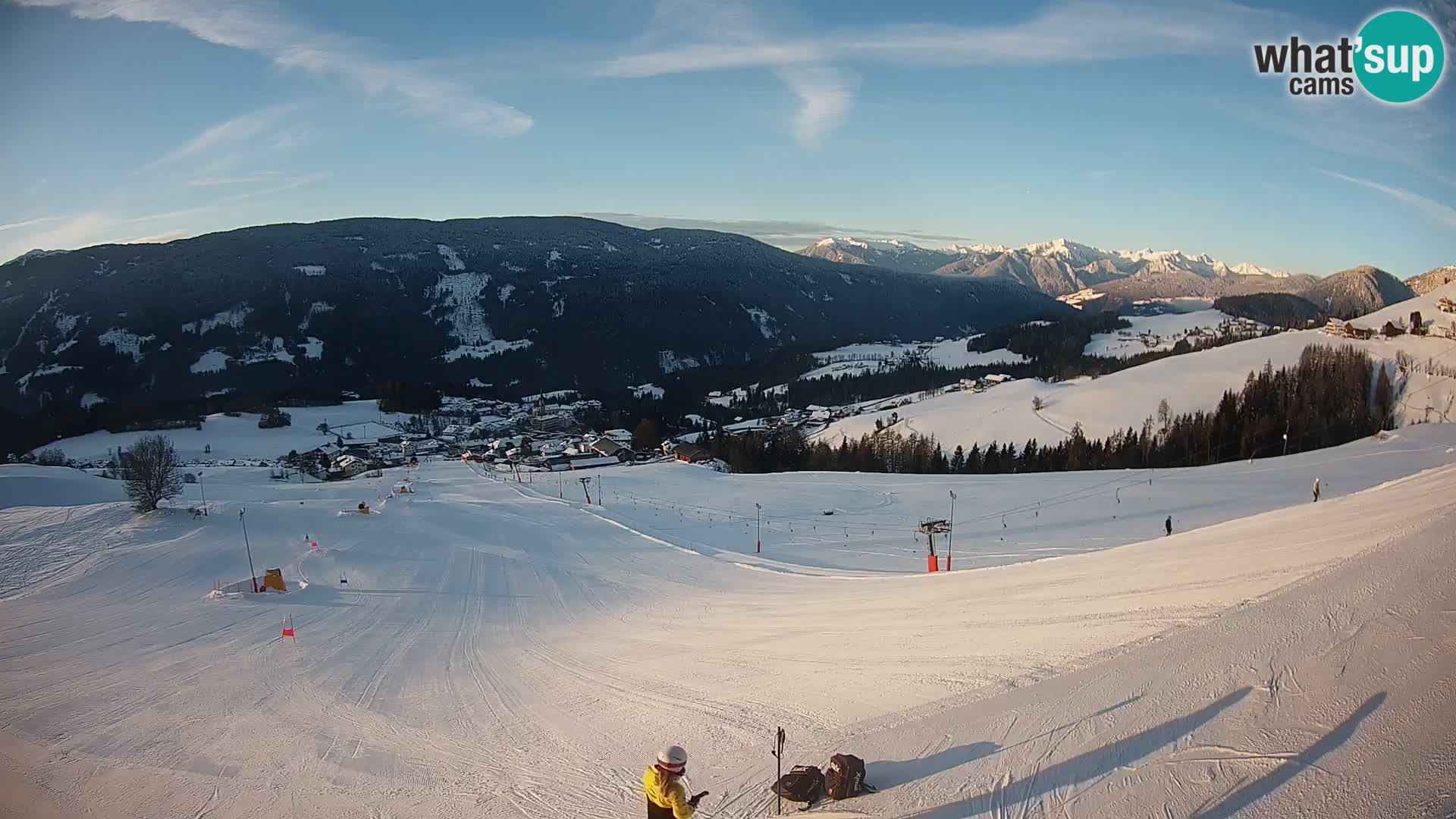 Spletna kamera Terenten (1210m) – Pogled v živo na dolino Pusteria