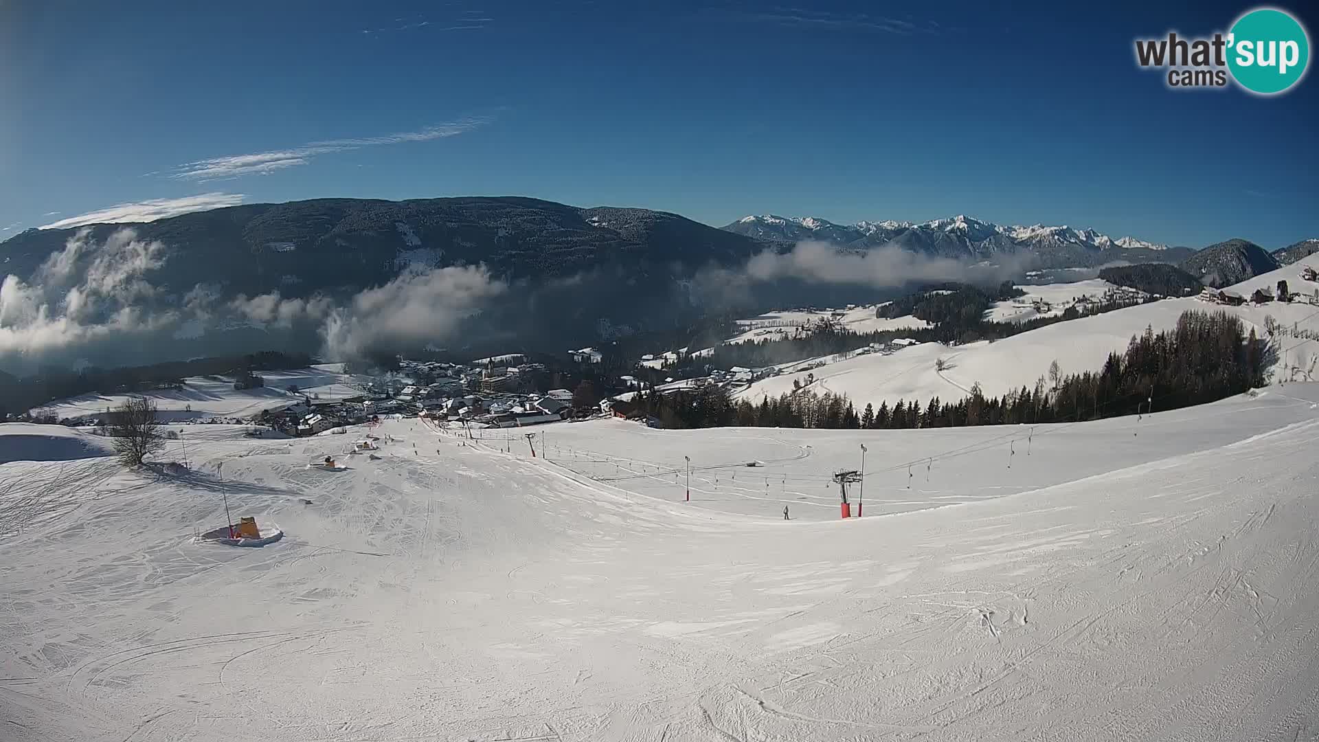 Spletna kamera Terenten (1210m) – Pogled v živo na dolino Pusteria