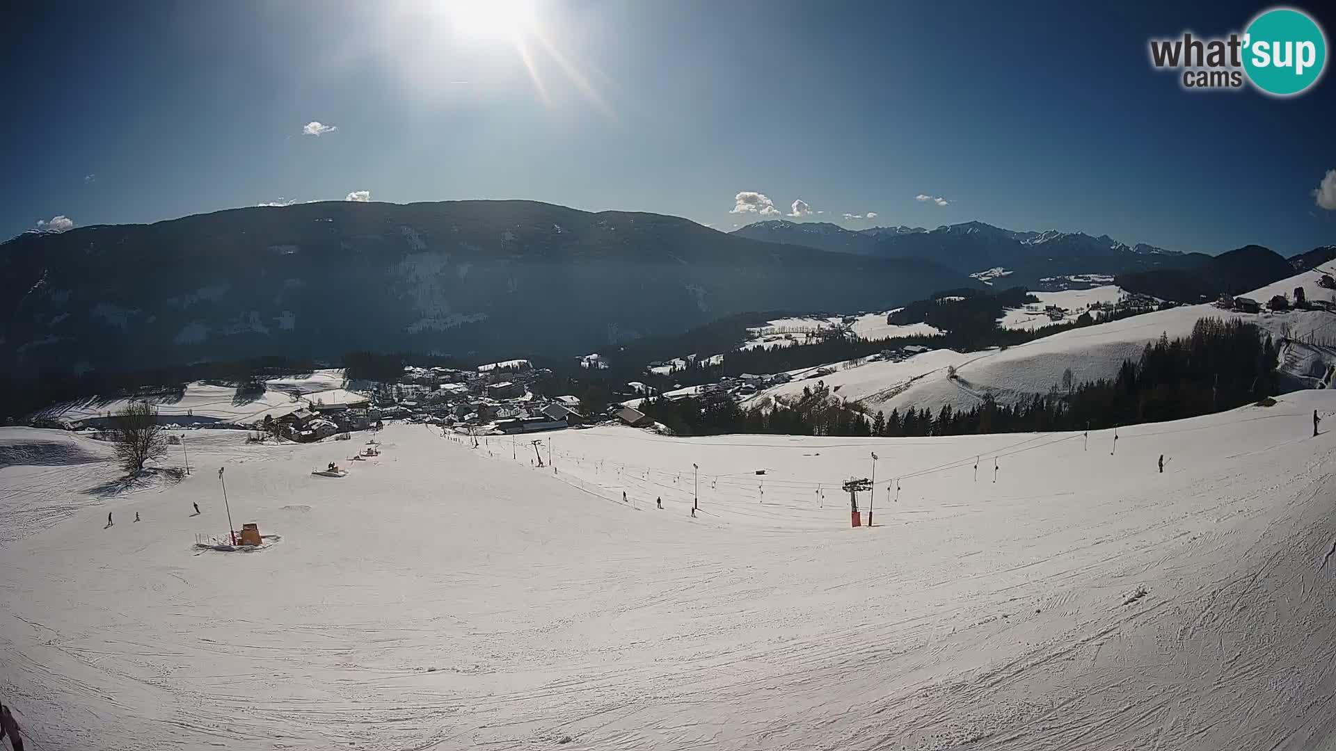 Spletna kamera Terenten (1210m) – Pogled v živo na dolino Pusteria