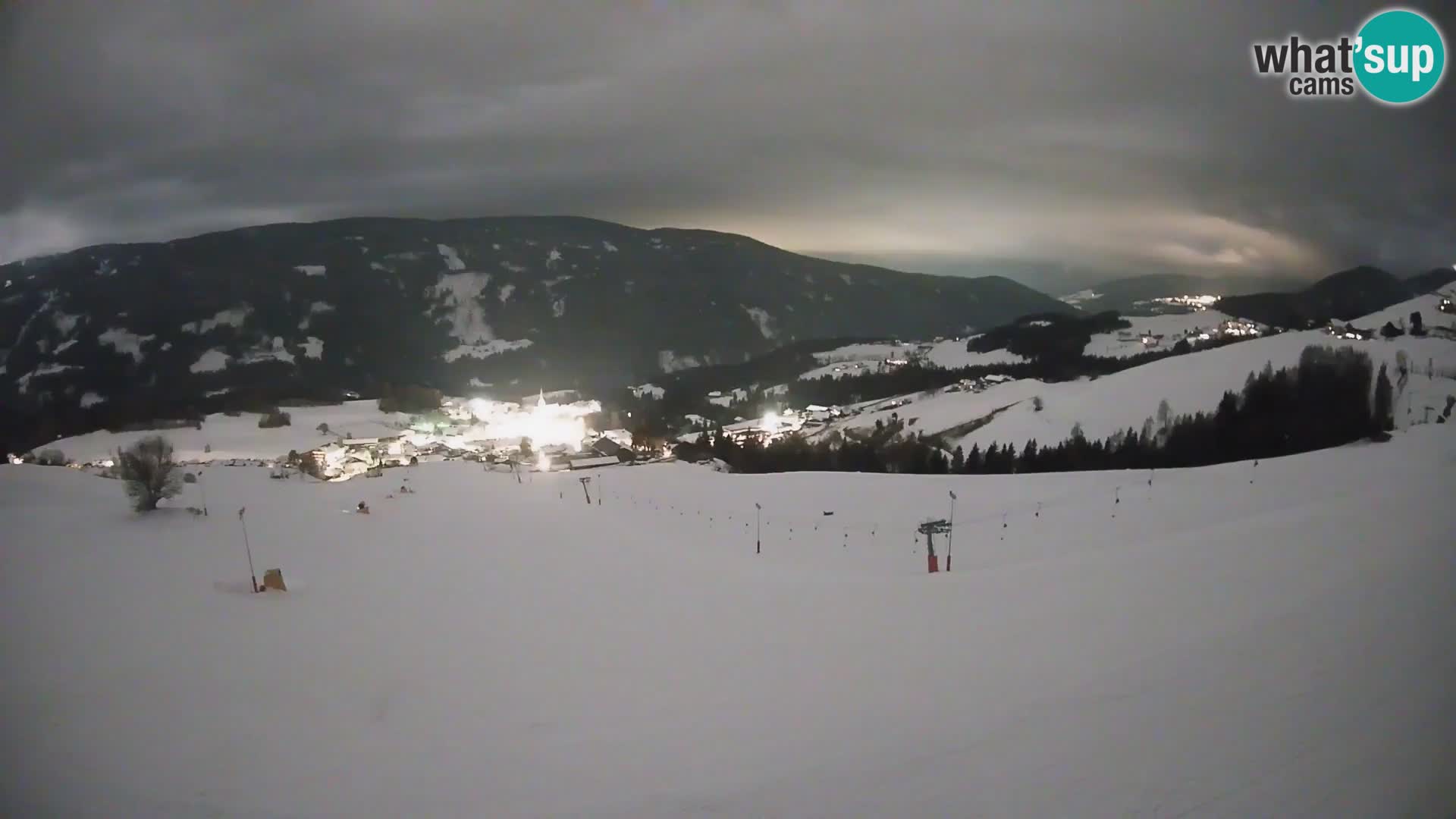 Spletna kamera Terenten (1210m) – Pogled v živo na dolino Pusteria