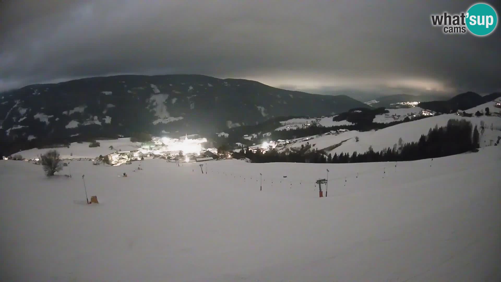 Spletna kamera Terenten (1210m) – Pogled v živo na dolino Pusteria