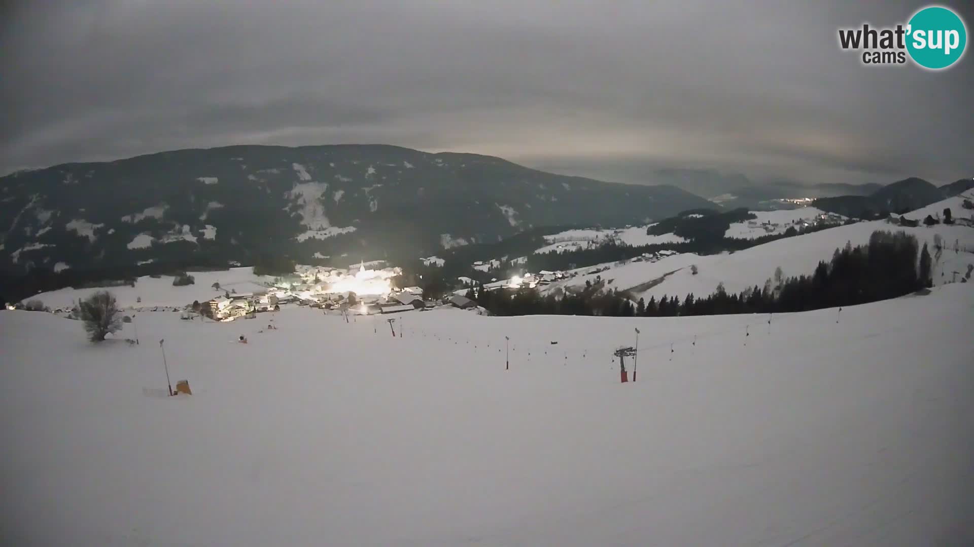 Spletna kamera Terenten (1210m) – Pogled v živo na dolino Pusteria