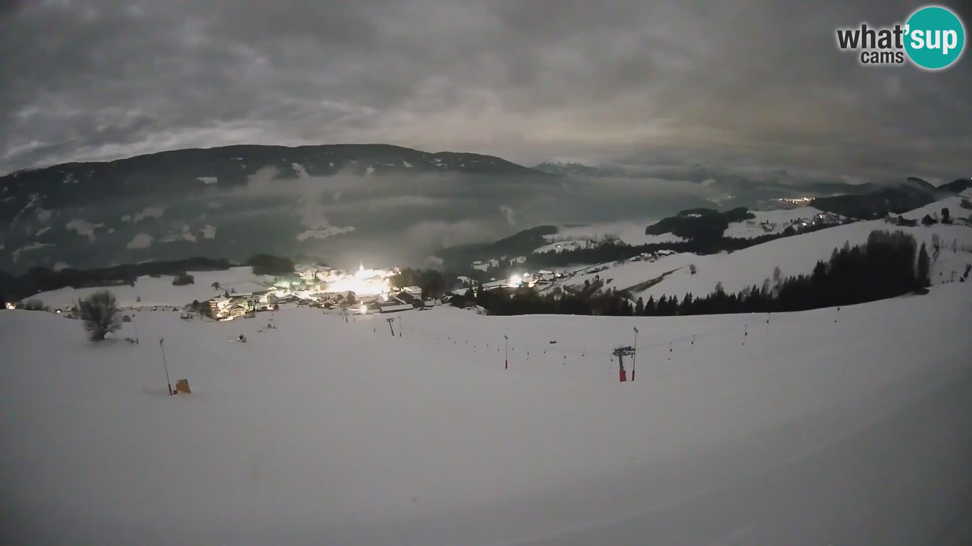 Spletna kamera Terenten (1210m) – Pogled v živo na dolino Pusteria
