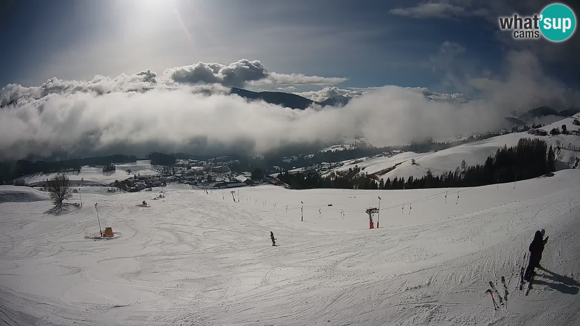 Spletna kamera Terenten (1210m) – Pogled v živo na dolino Pusteria