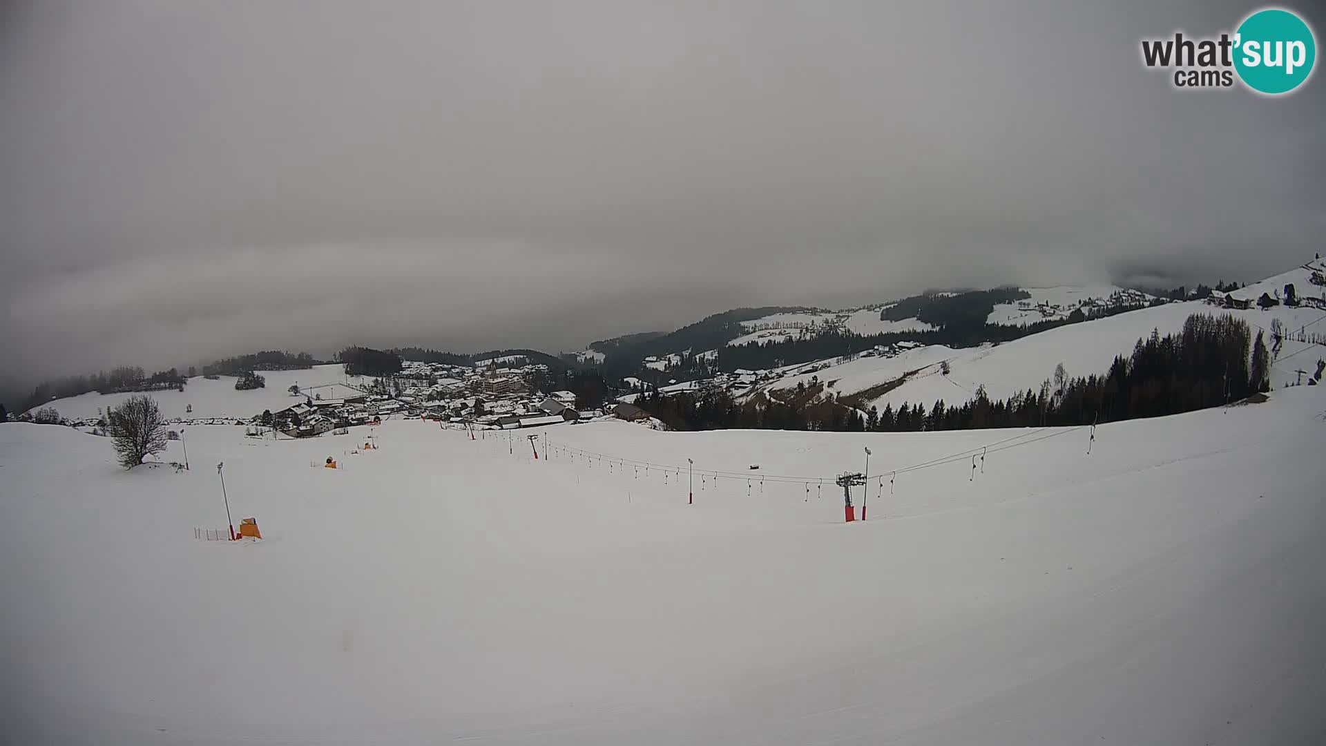 Spletna kamera Terenten (1210m) – Pogled v živo na dolino Pusteria