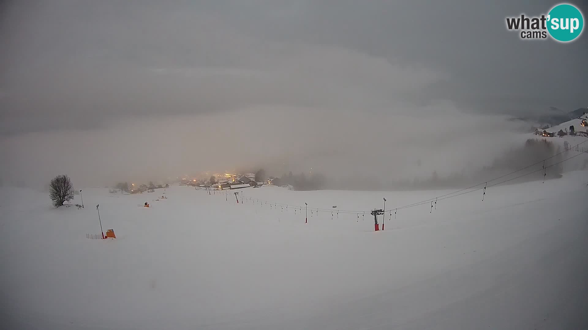 Spletna kamera Terenten (1210m) – Pogled v živo na dolino Pusteria