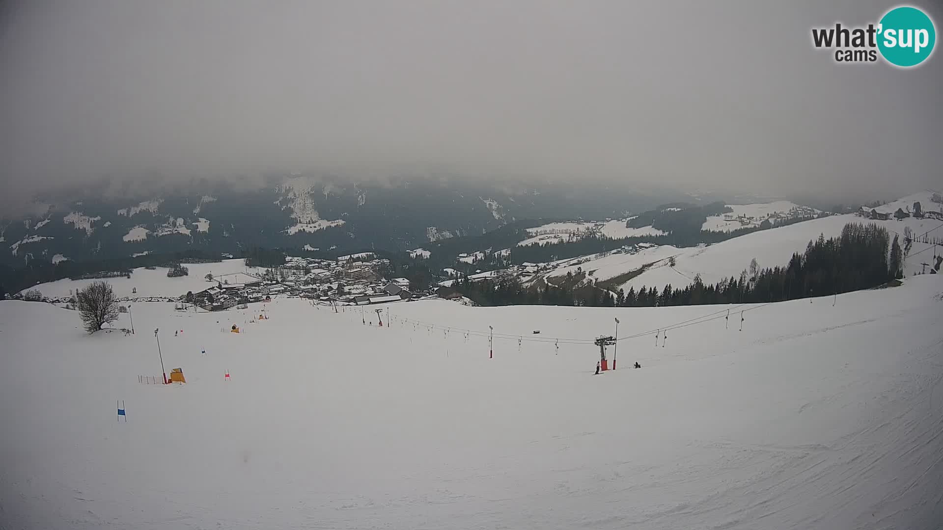 Spletna kamera Terenten (1210m) – Pogled v živo na dolino Pusteria