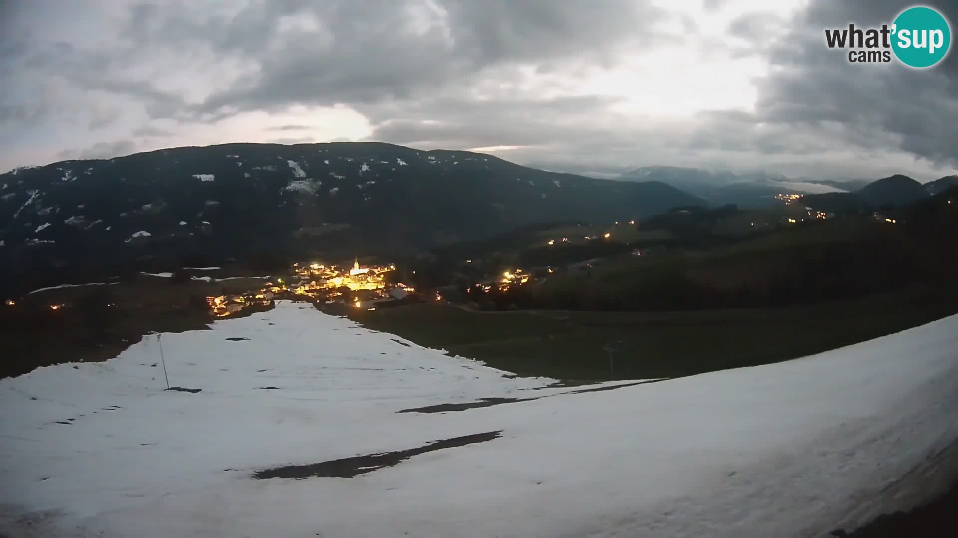 Web kamera Terenten (1210m) – Pogled uživo na Dolinu Pusteria