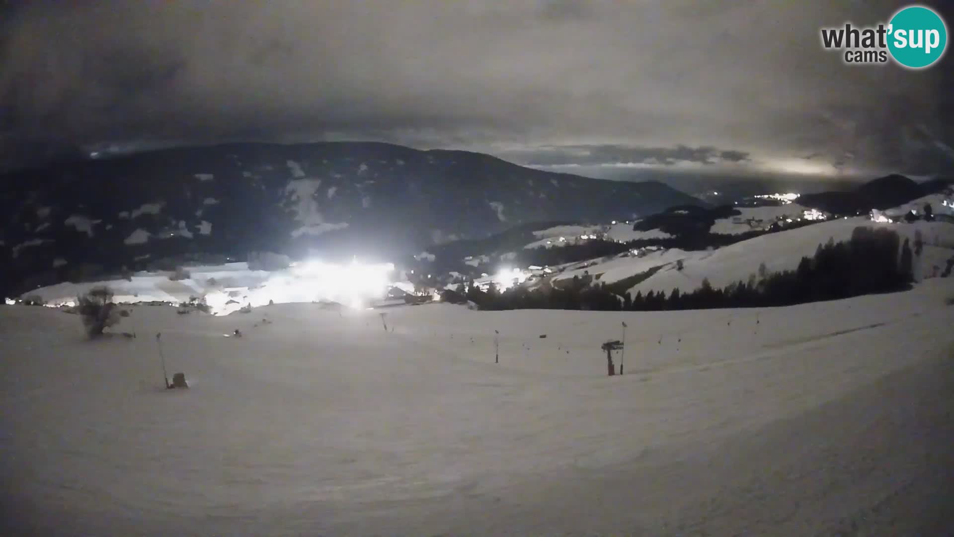 Spletna kamera Terenten (1210m) – Pogled v živo na dolino Pusteria