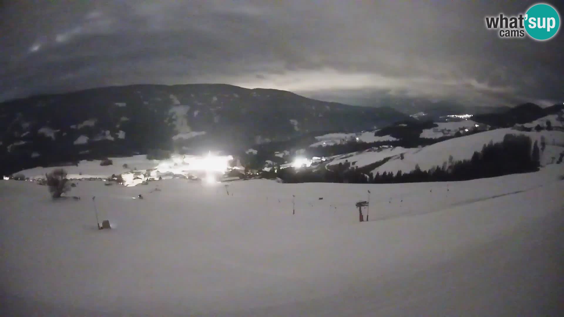 Spletna kamera Terenten (1210m) – Pogled v živo na dolino Pusteria