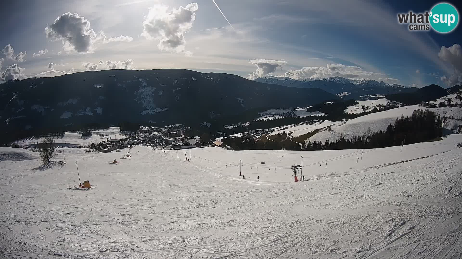 Spletna kamera Terenten (1210m) – Pogled v živo na dolino Pusteria