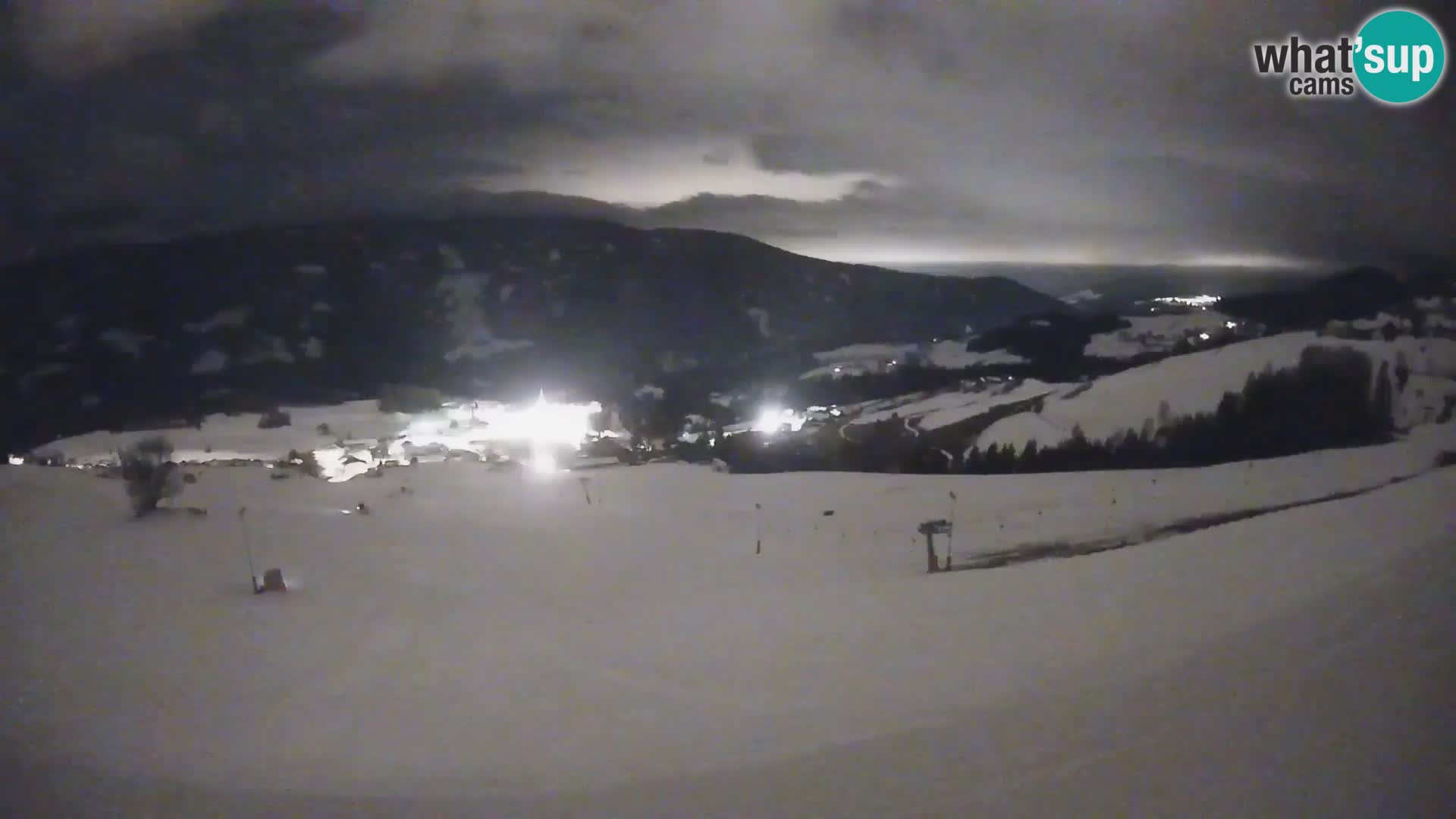 Spletna kamera Terenten (1210m) – Pogled v živo na dolino Pusteria