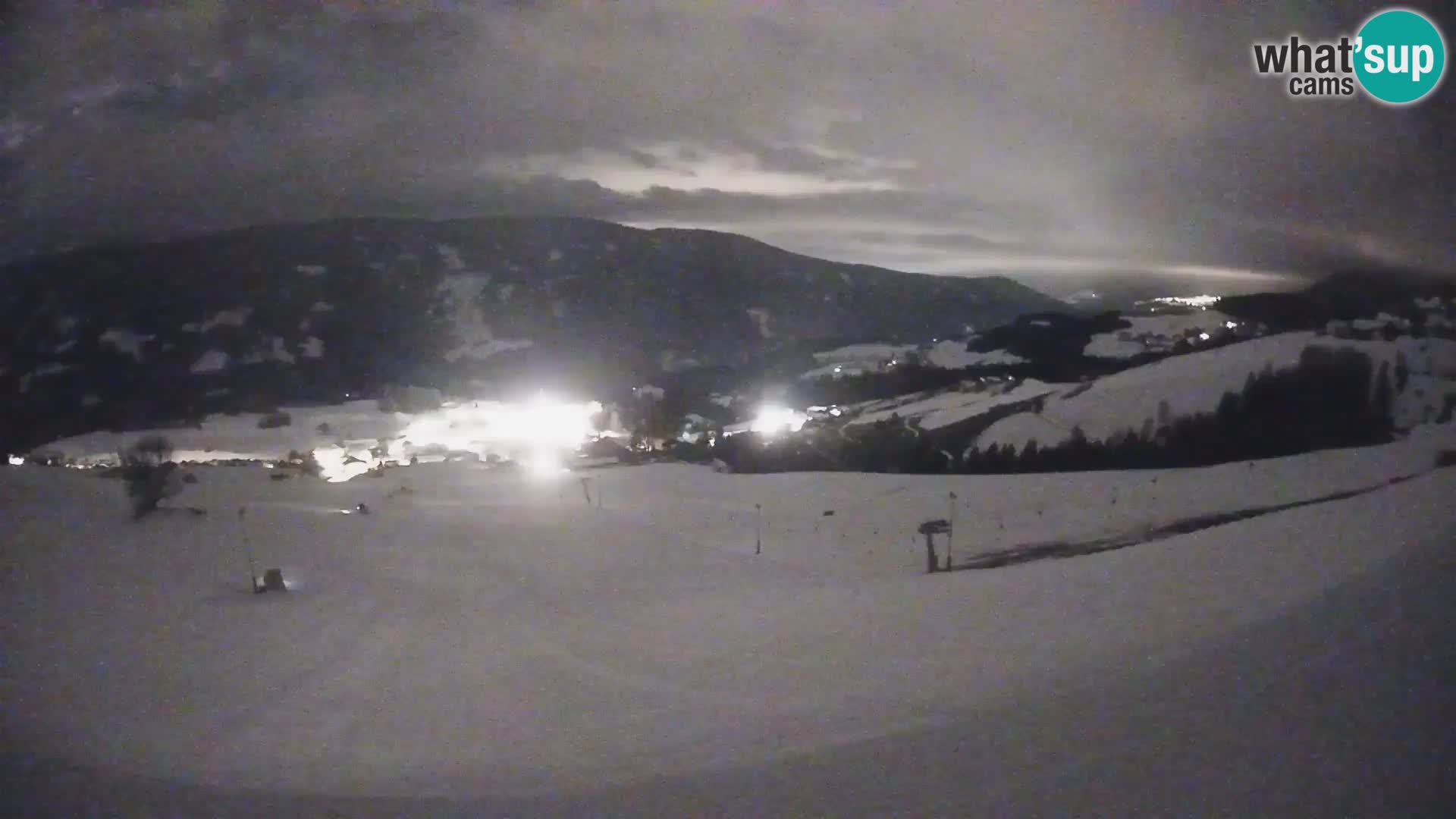 Spletna kamera Terenten (1210m) – Pogled v živo na dolino Pusteria