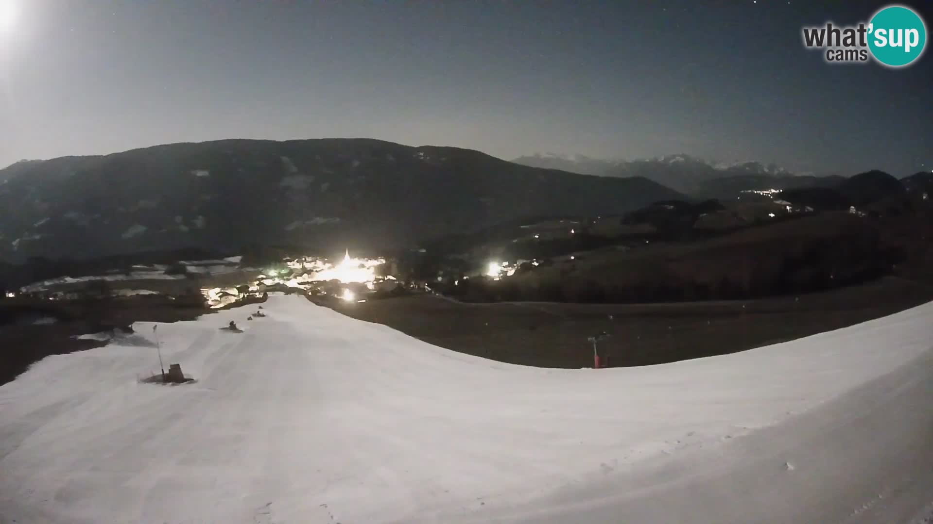 Spletna kamera Terenten (1210m) – Pogled v živo na dolino Pusteria