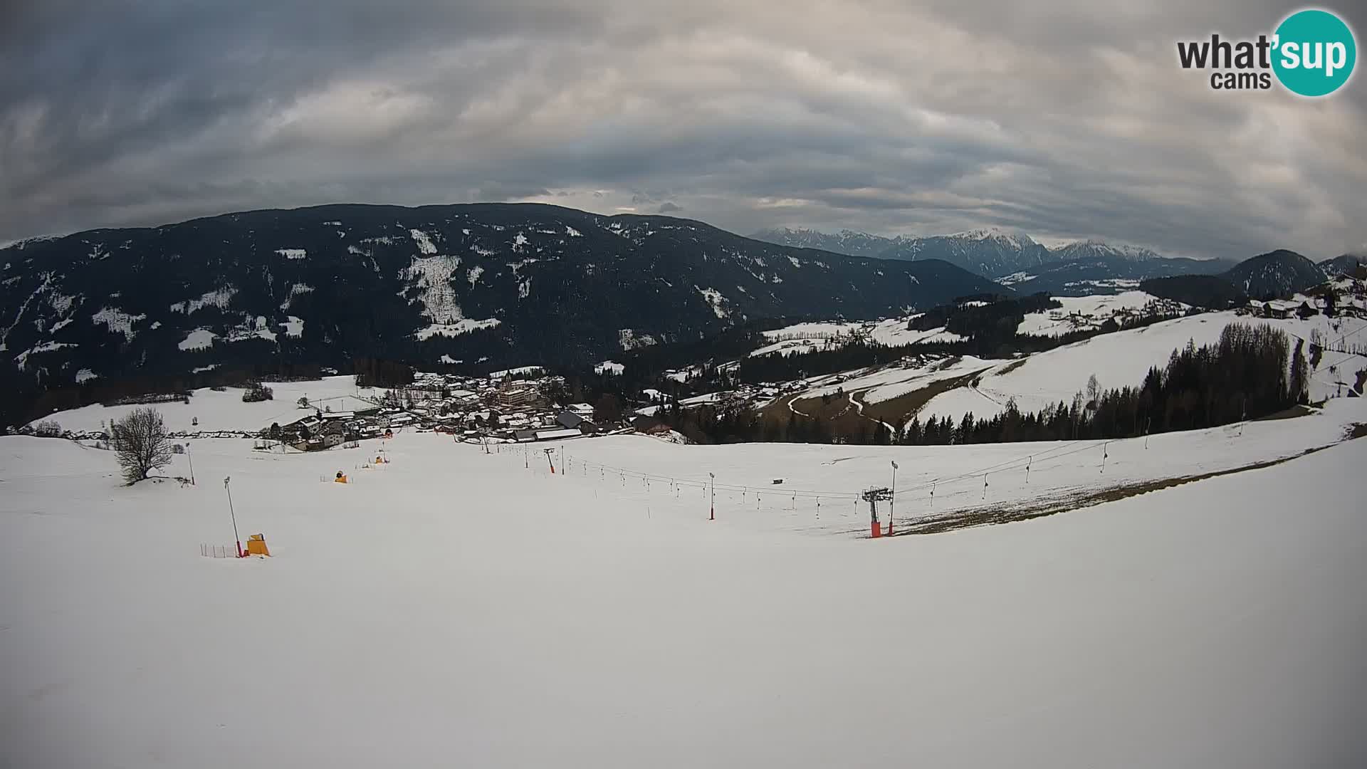 Spletna kamera Terenten (1210m) – Pogled v živo na dolino Pusteria
