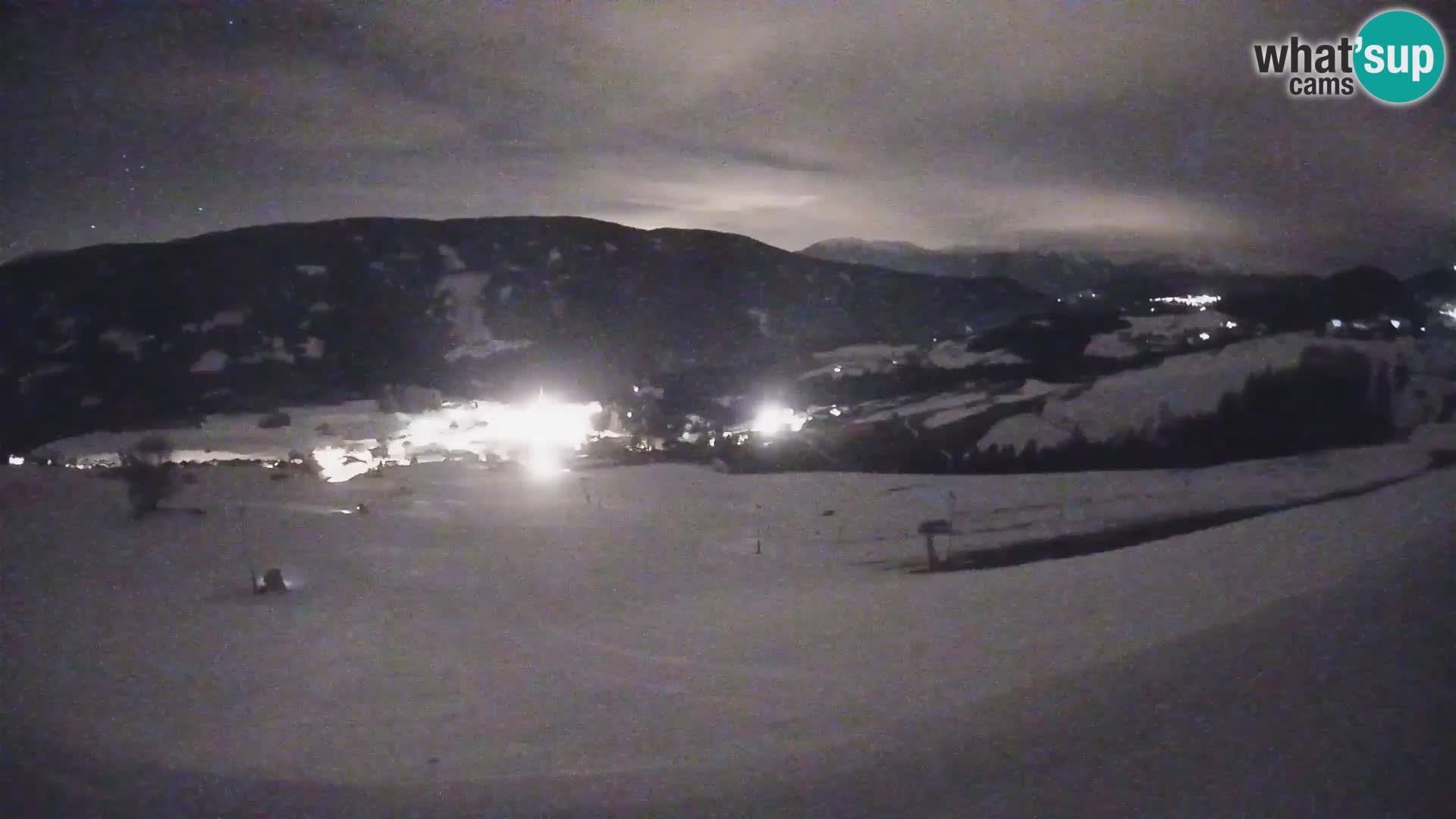 Spletna kamera Terenten (1210m) – Pogled v živo na dolino Pusteria