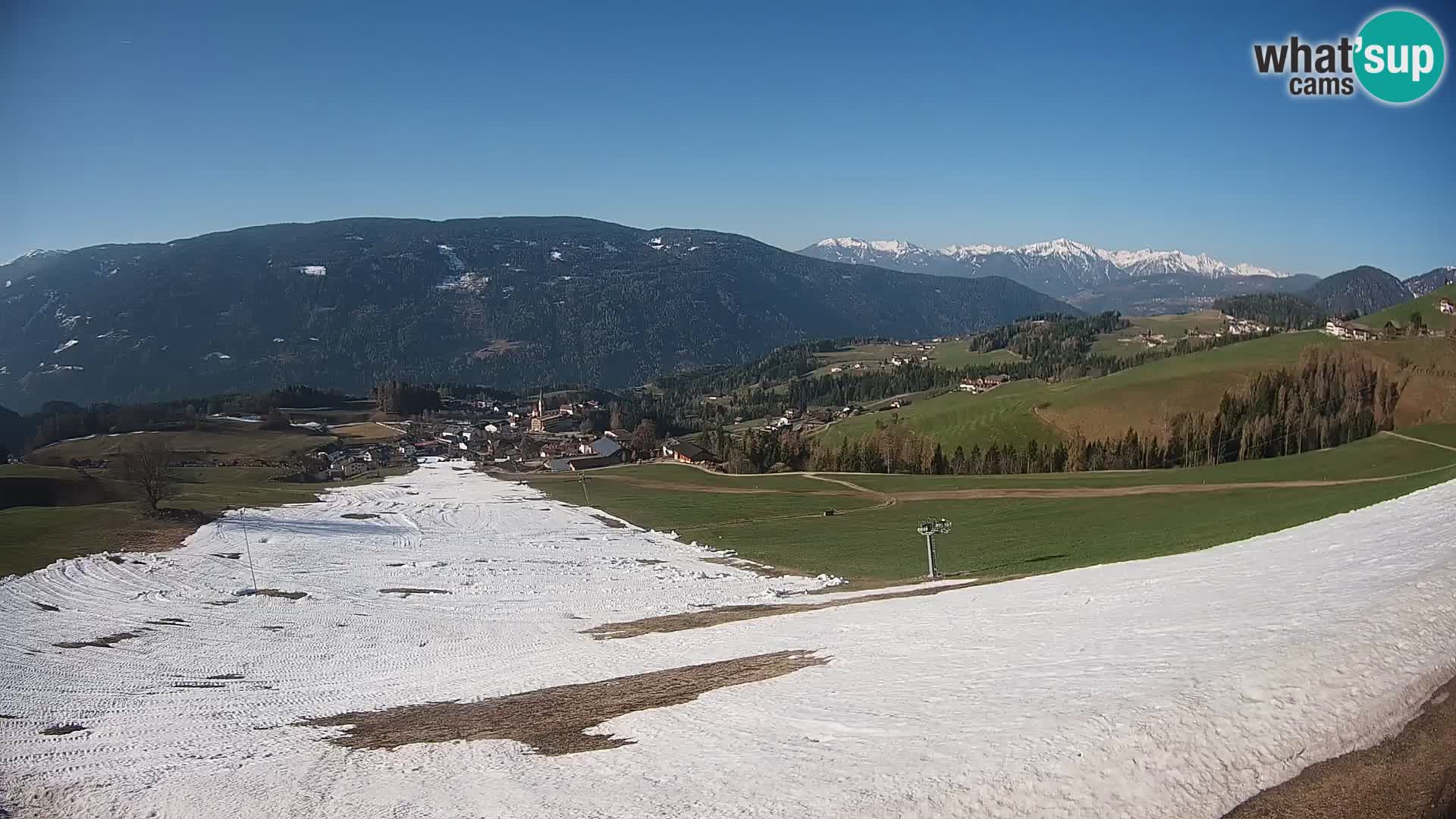 Spletna kamera Terenten (1210m) – Pogled v živo na dolino Pusteria