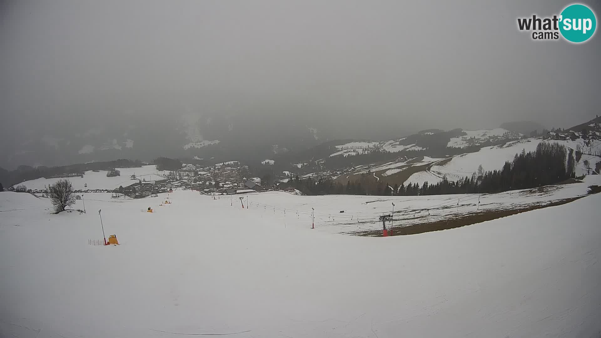 Spletna kamera Terenten (1210m) – Pogled v živo na dolino Pusteria