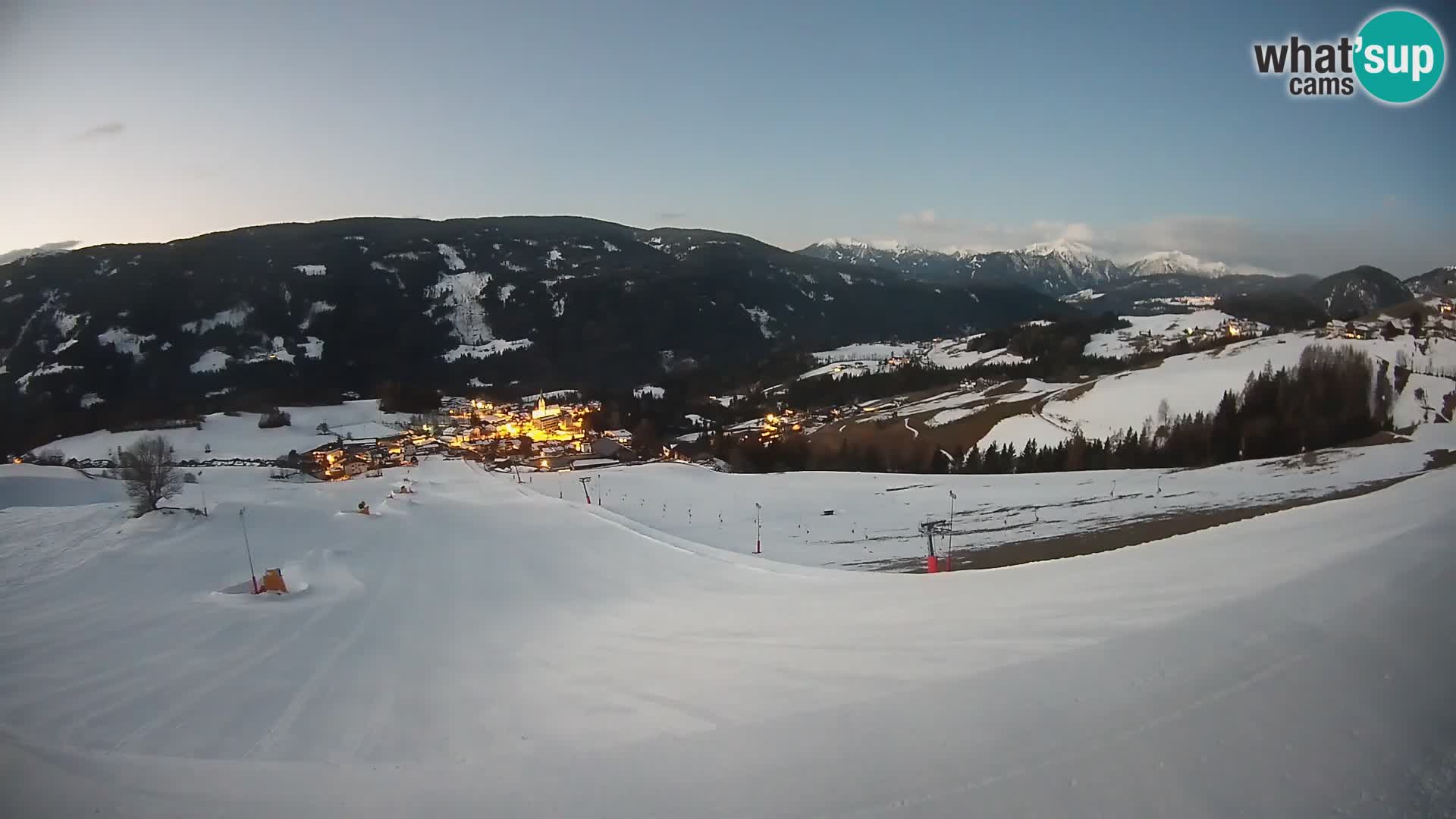 Spletna kamera Terenten (1210m) – Pogled v živo na dolino Pusteria