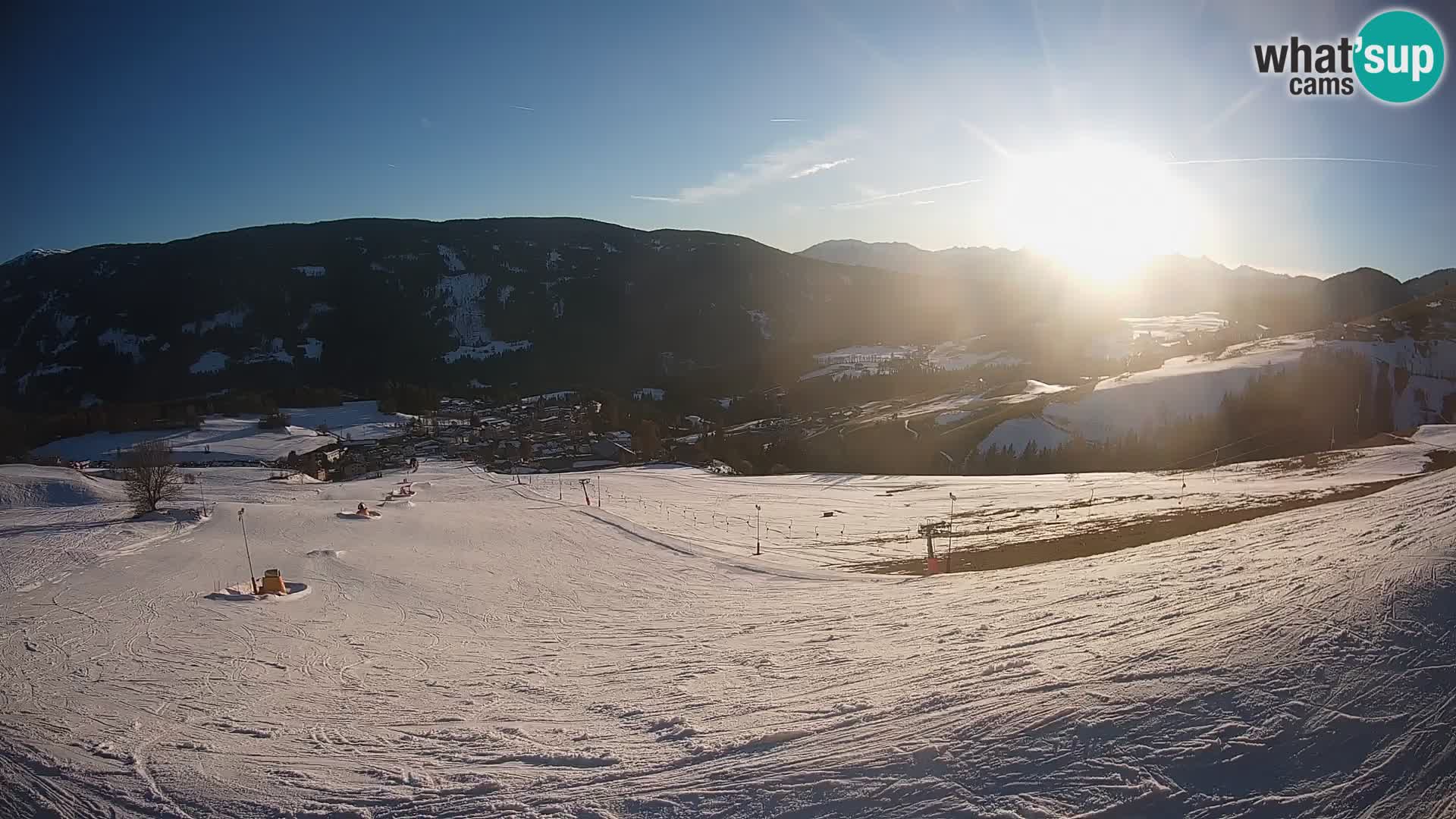 Spletna kamera Terenten (1210m) – Pogled v živo na dolino Pusteria