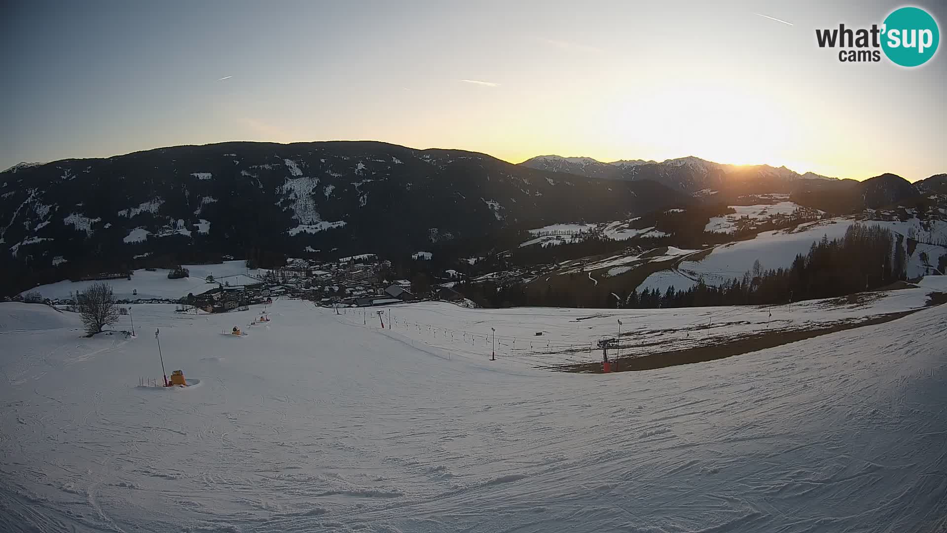 Spletna kamera Terenten (1210m) – Pogled v živo na dolino Pusteria