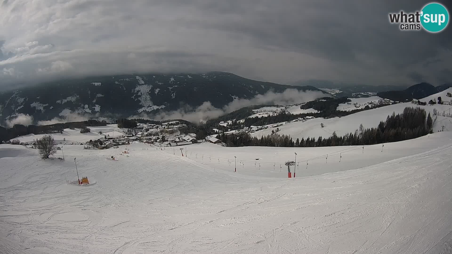 Spletna kamera Terenten (1210m) – Pogled v živo na dolino Pusteria