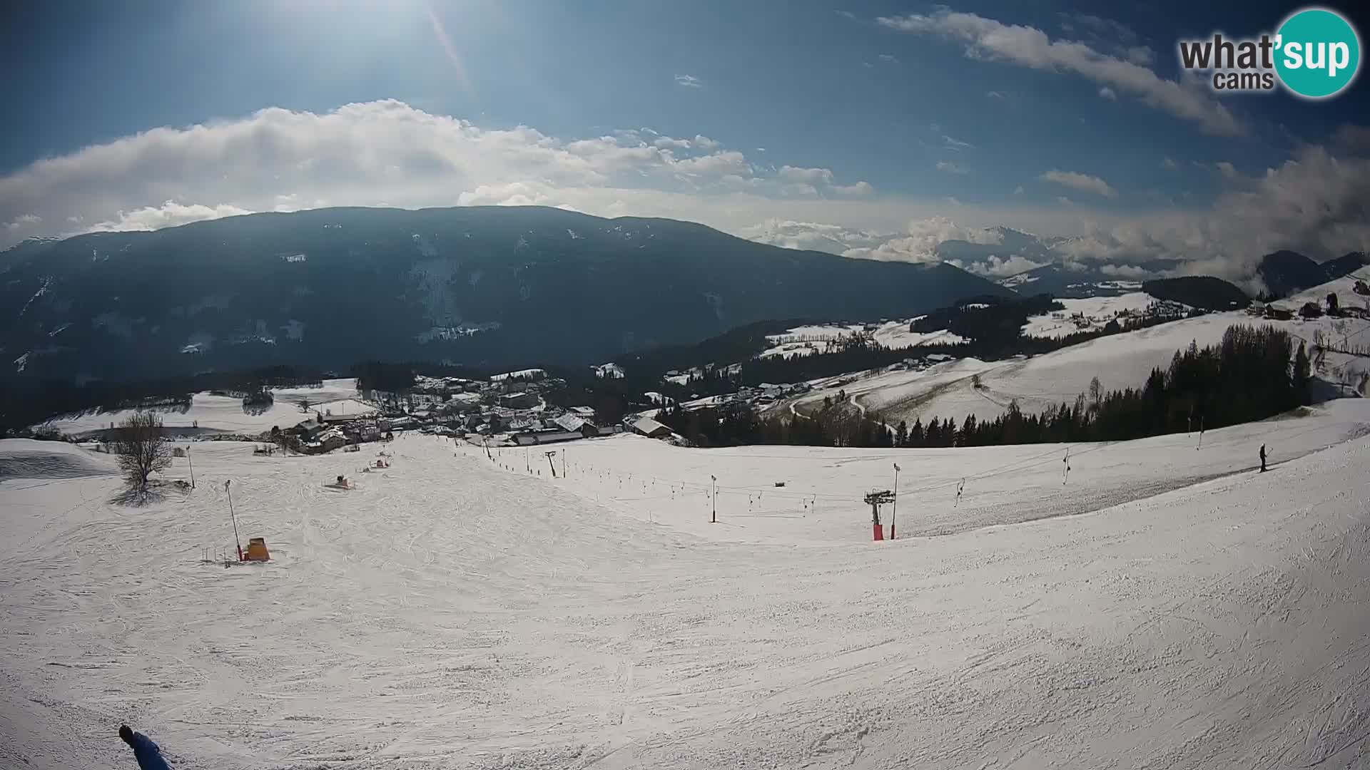 Spletna kamera Terenten (1210m) – Pogled v živo na dolino Pusteria
