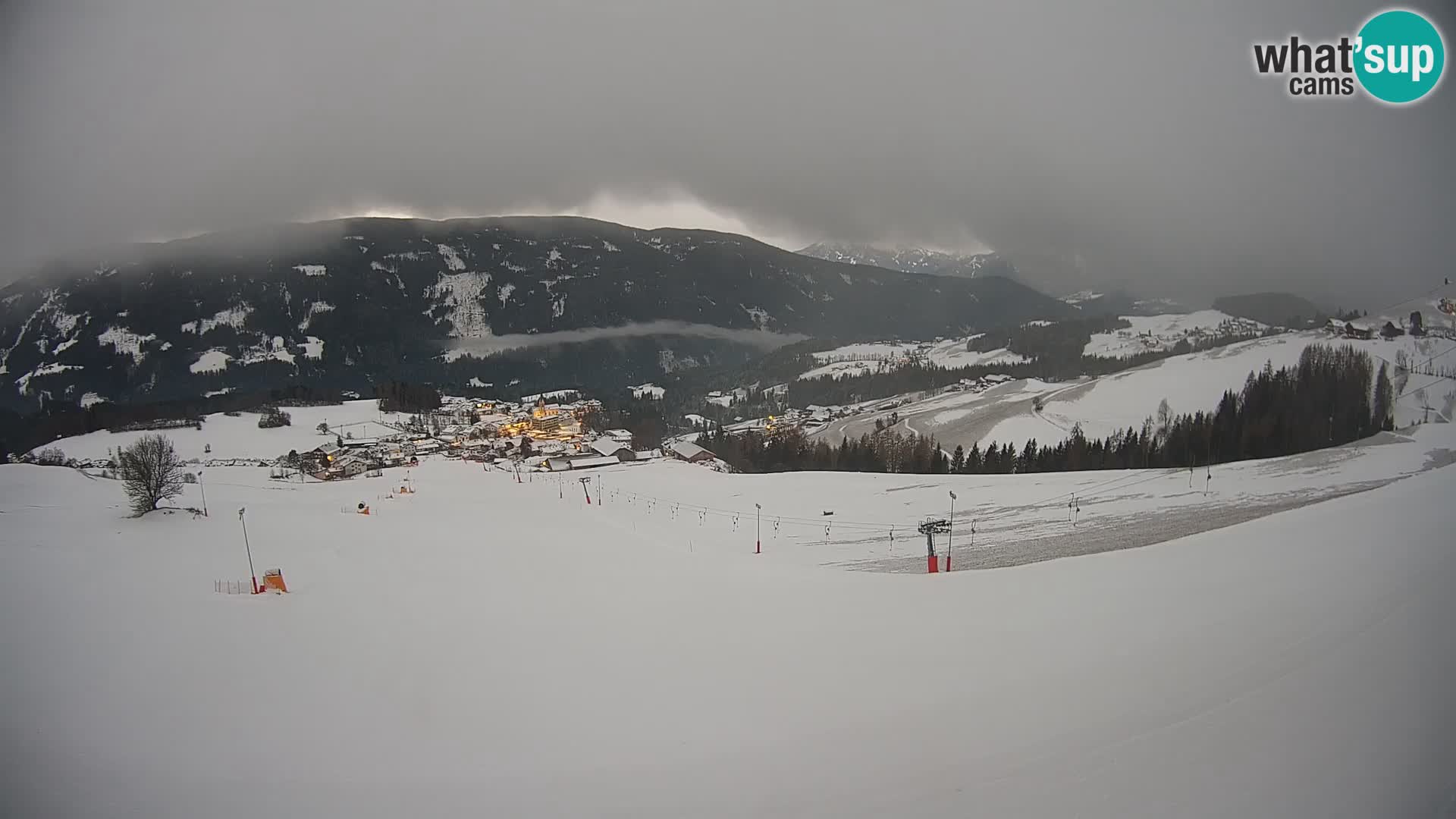 Spletna kamera Terenten (1210m) – Pogled v živo na dolino Pusteria