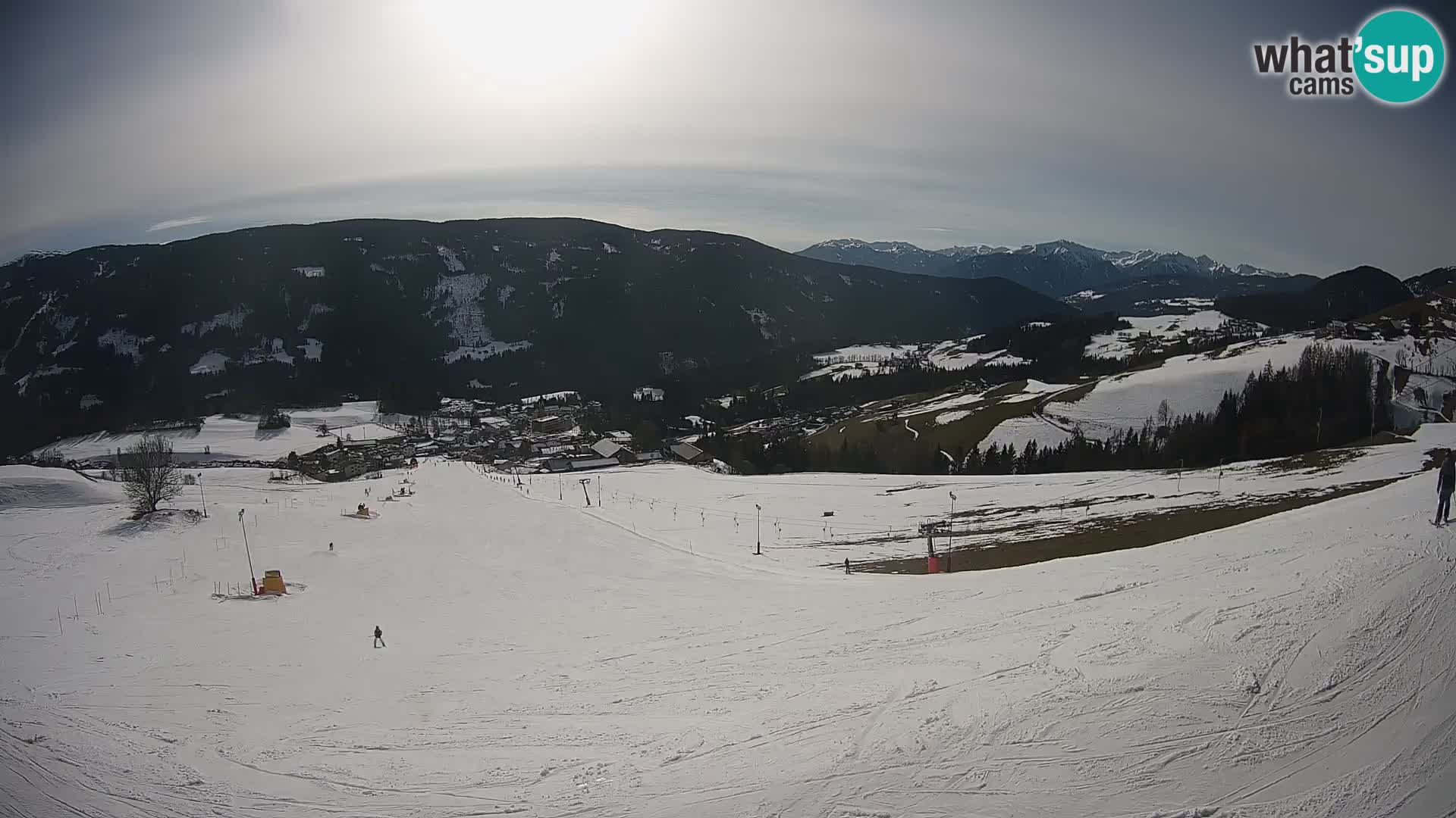 Spletna kamera Terenten (1210m) – Pogled v živo na dolino Pusteria