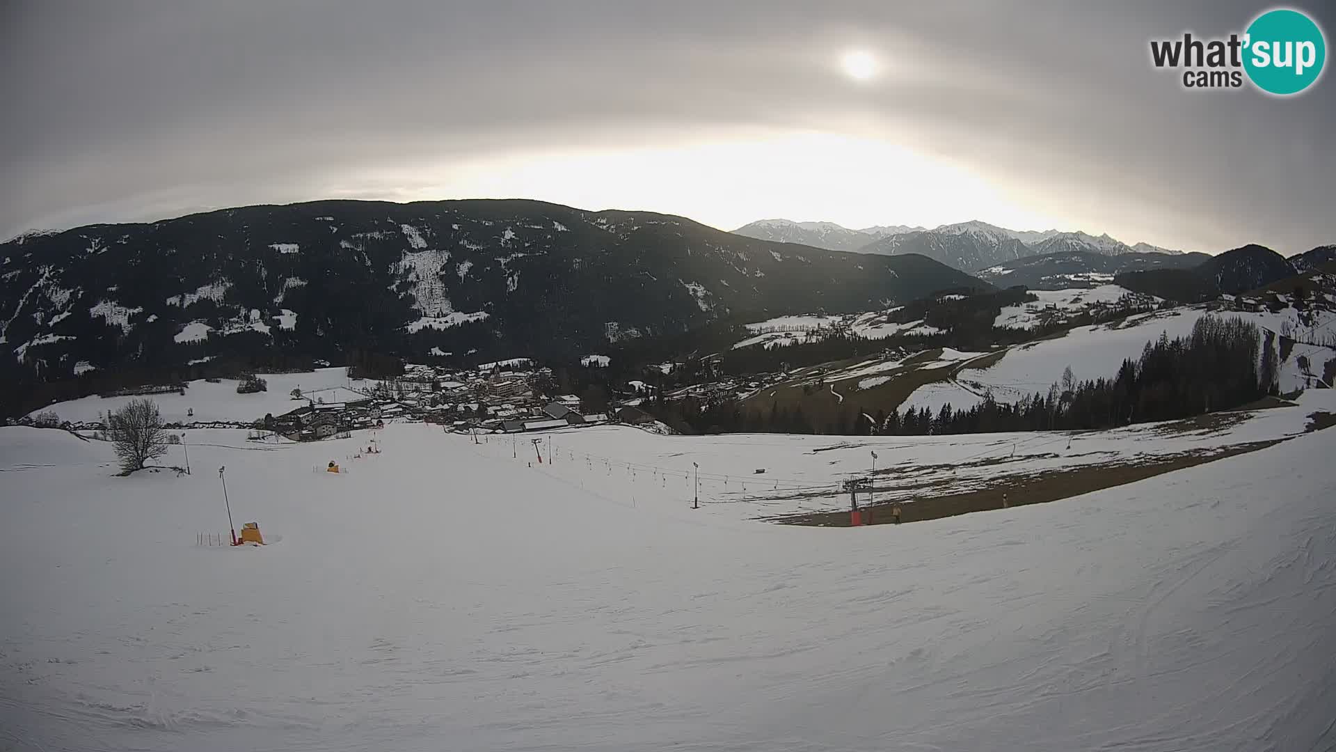 Spletna kamera Terenten (1210m) – Pogled v živo na dolino Pusteria