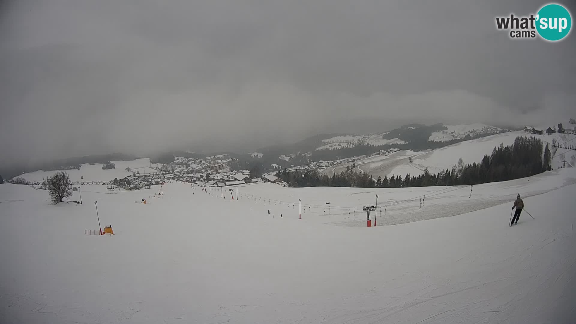 Spletna kamera Terenten (1210m) – Pogled v živo na dolino Pusteria