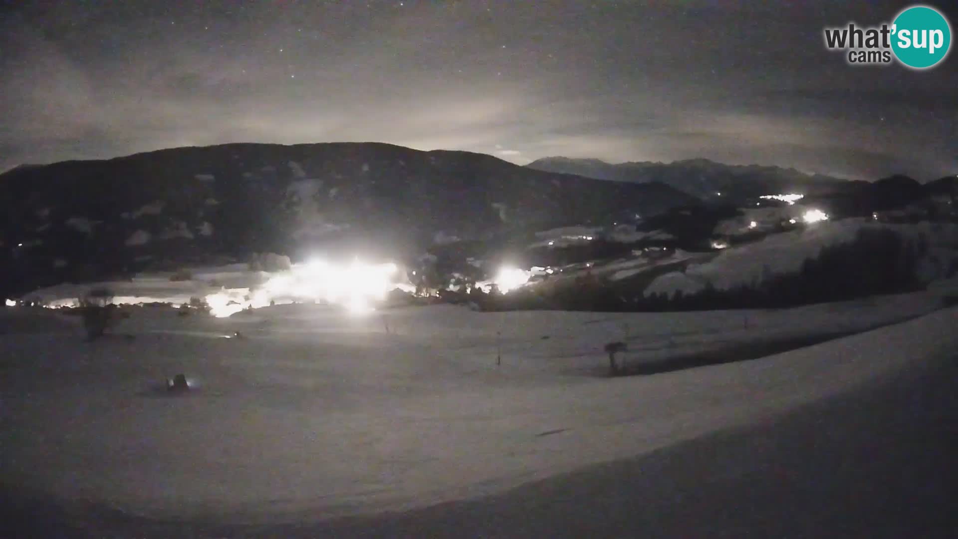 Spletna kamera Terenten (1210m) – Pogled v živo na dolino Pusteria