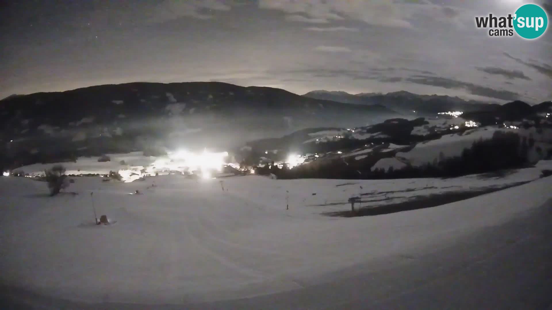 Spletna kamera Terenten (1210m) – Pogled v živo na dolino Pusteria